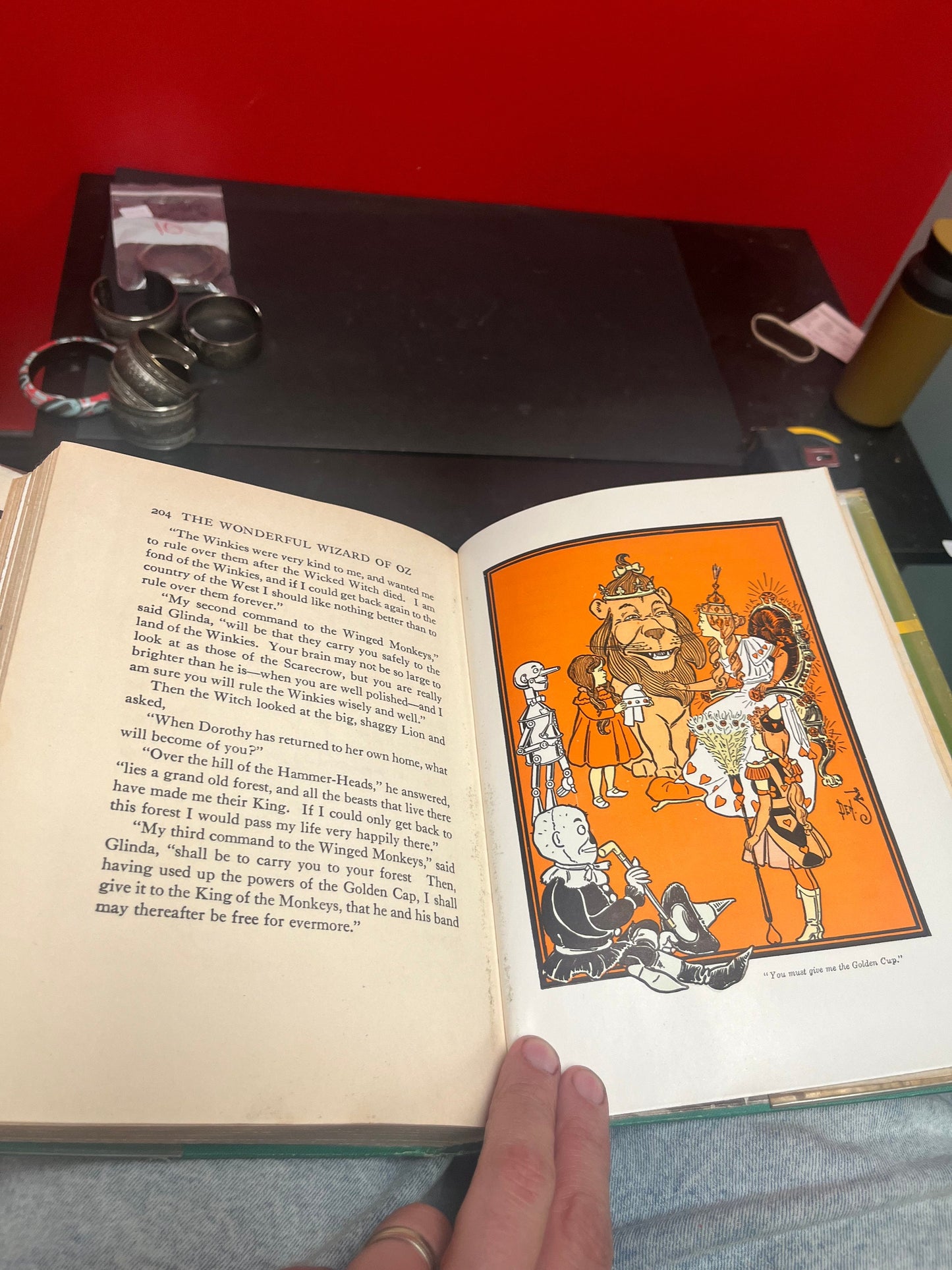 The new Wizard of Oz by L.Frank Baum  first edition  USA  1939  amazing book   good condition and perfect gift