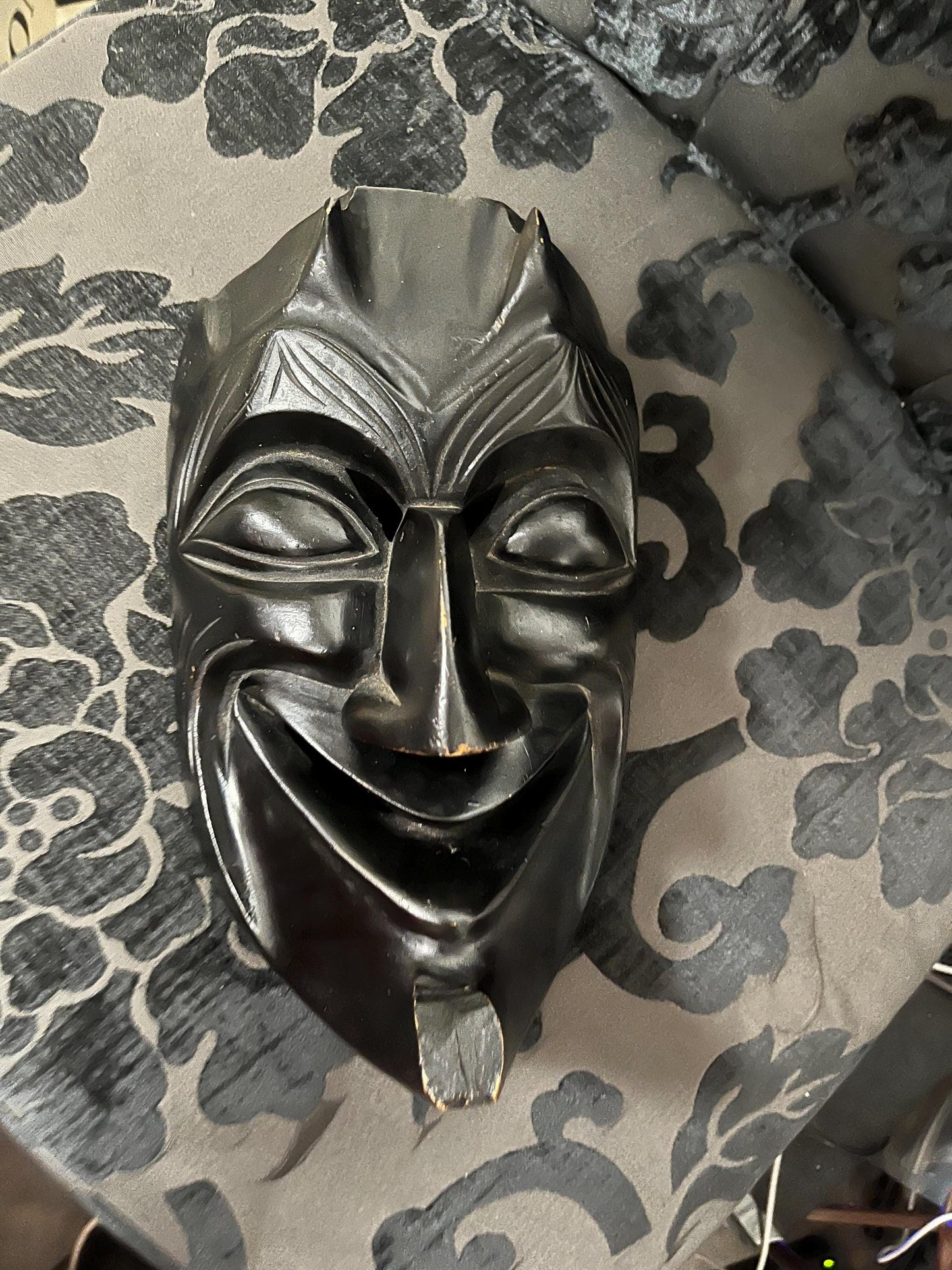 Lovely older Japanese 10 x 6 wide wooden dancing mask representing the devil   needs a hanger