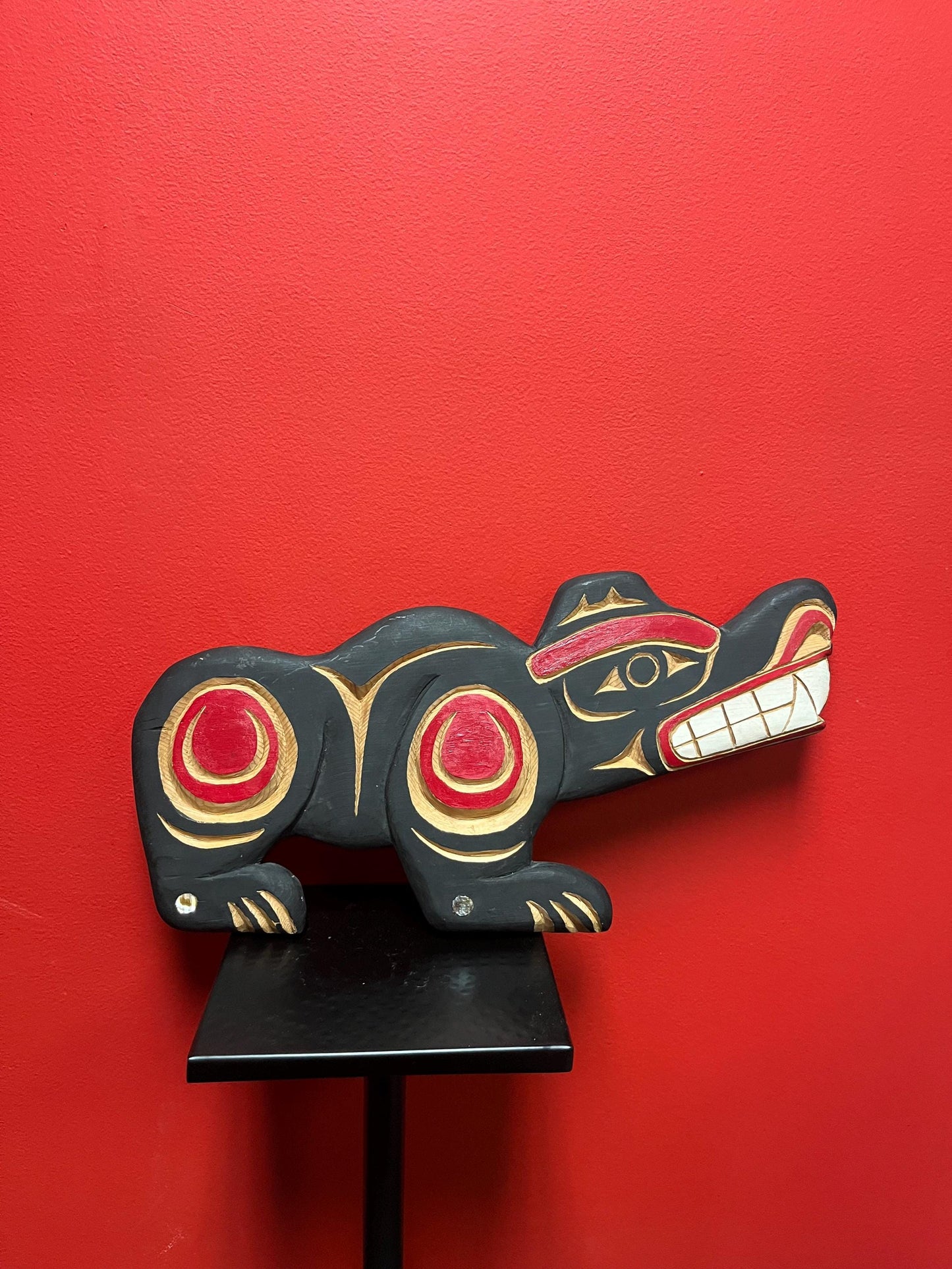 Lovely 17 x 9 high indigenous first nations Pacific northwest Coast Bear with abalone  great detail and fabulous look but unsigned