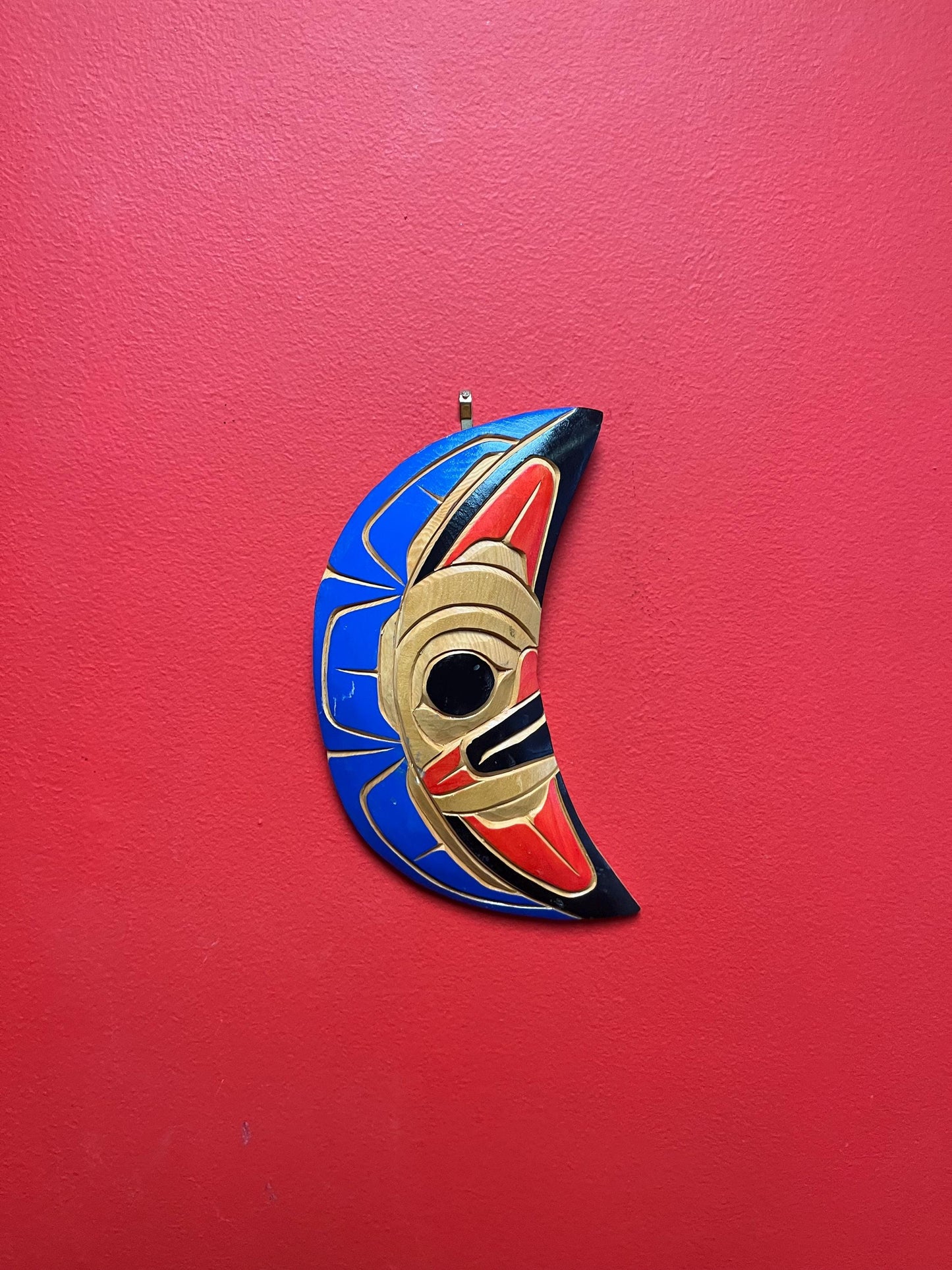 Beautiful 9 x 4 wide indigenous first nation Pacific northwest coast Leo Mitchell moon well known carver  great design  couple scratches