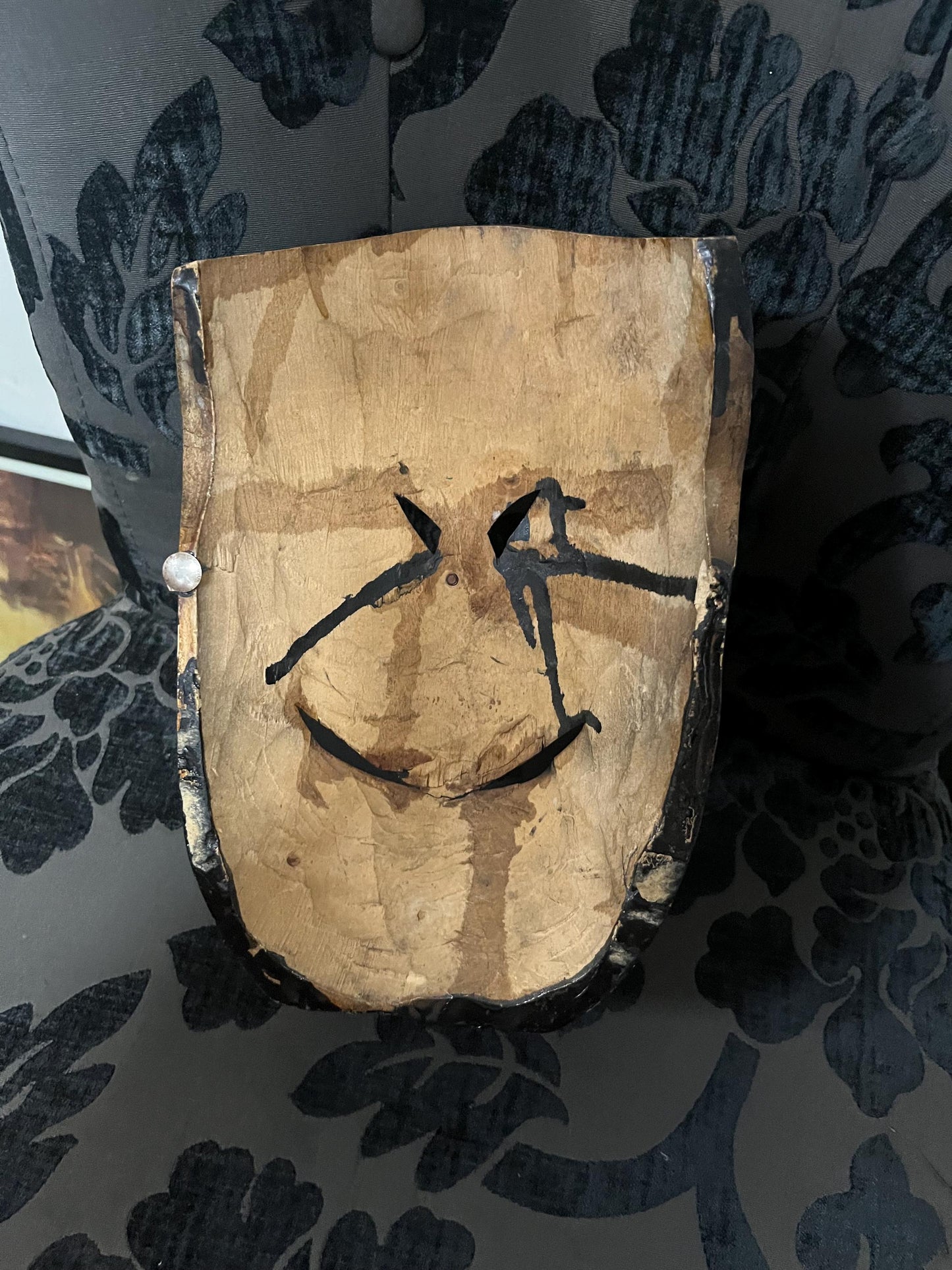 Lovely older Japanese 10 x 6 wide wooden dancing mask representing the devil   needs a hanger