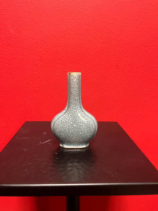 Beautiful antique Chinese 4.25 inch celadon vase with beautiful crackling amazing value