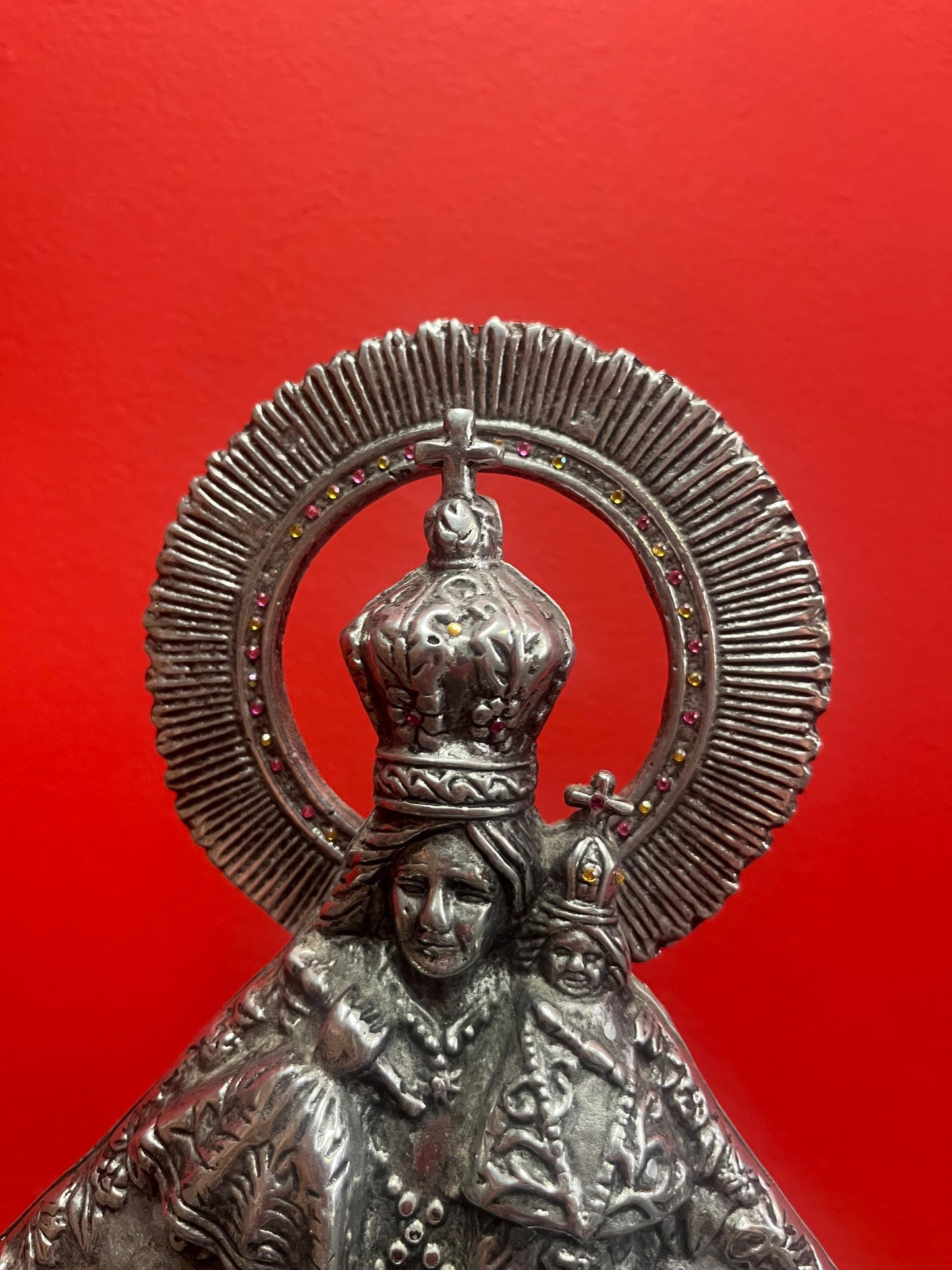 Stunning 13 x 9 wide older silver metal statue of the Madonna   photos cant do it justice  masterpiece - and a perfect gift