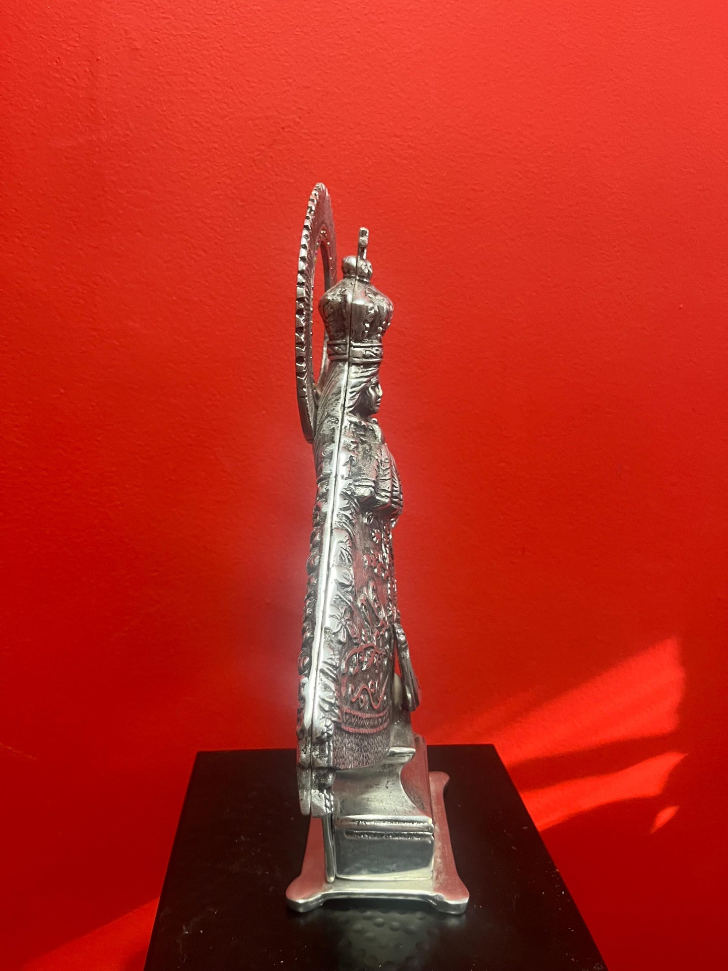 Stunning 13 x 9 wide older silver metal statue of the Madonna   photos cant do it justice  masterpiece - and a perfect gift