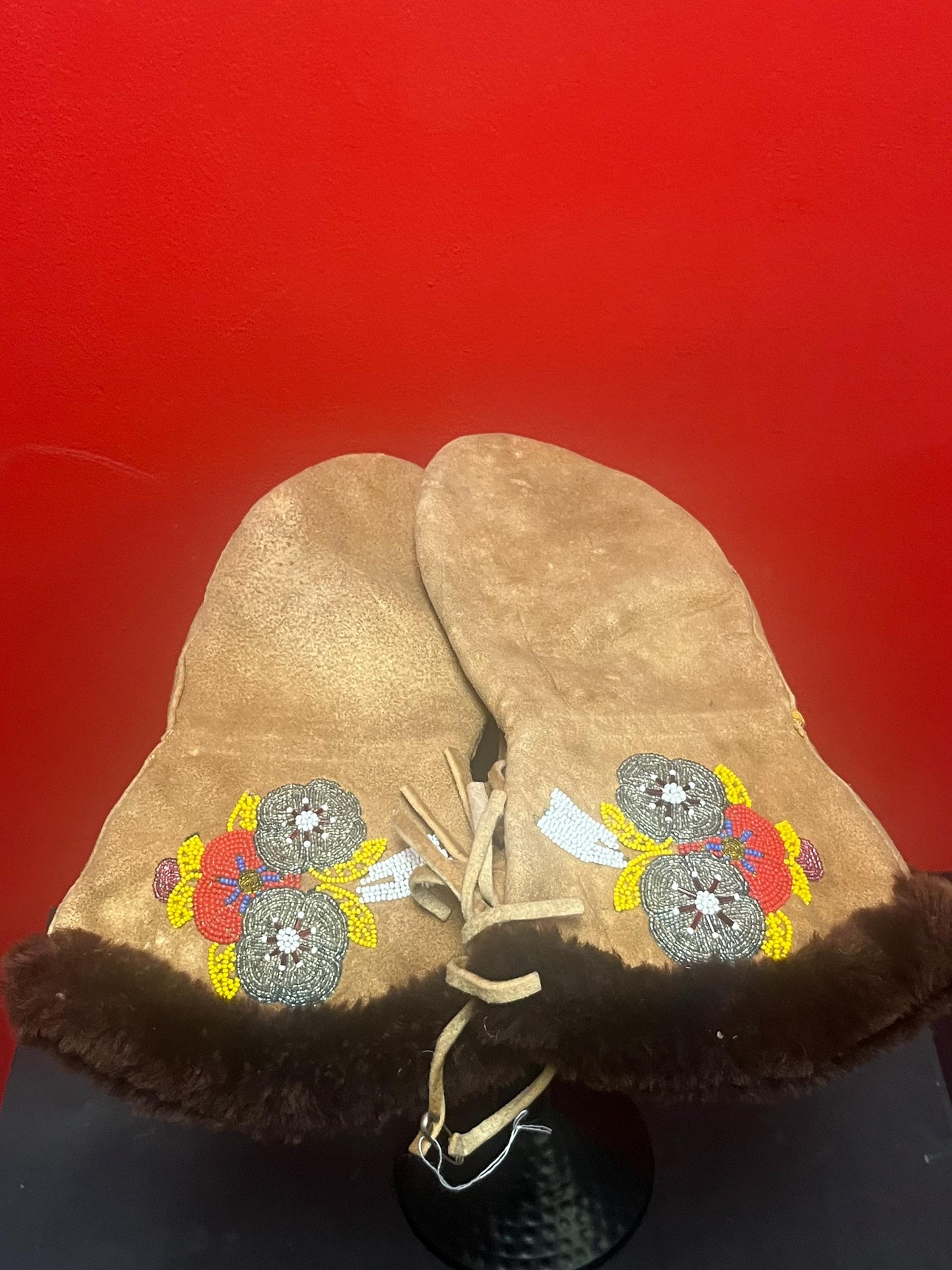 14 x 8 inch indigenous First Nations Pacific Northwest coast beaded gloves  great value