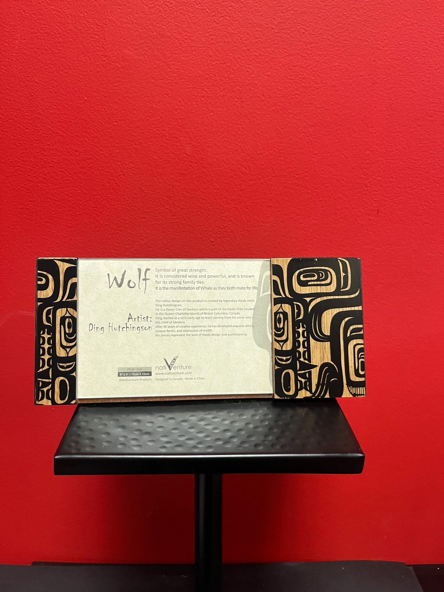 Beautiful 9 x 5 inch indigenous first nations Pacific northwest Coast photo frame fitting 6 x 4 photo -wow  wolf  - perfect gift