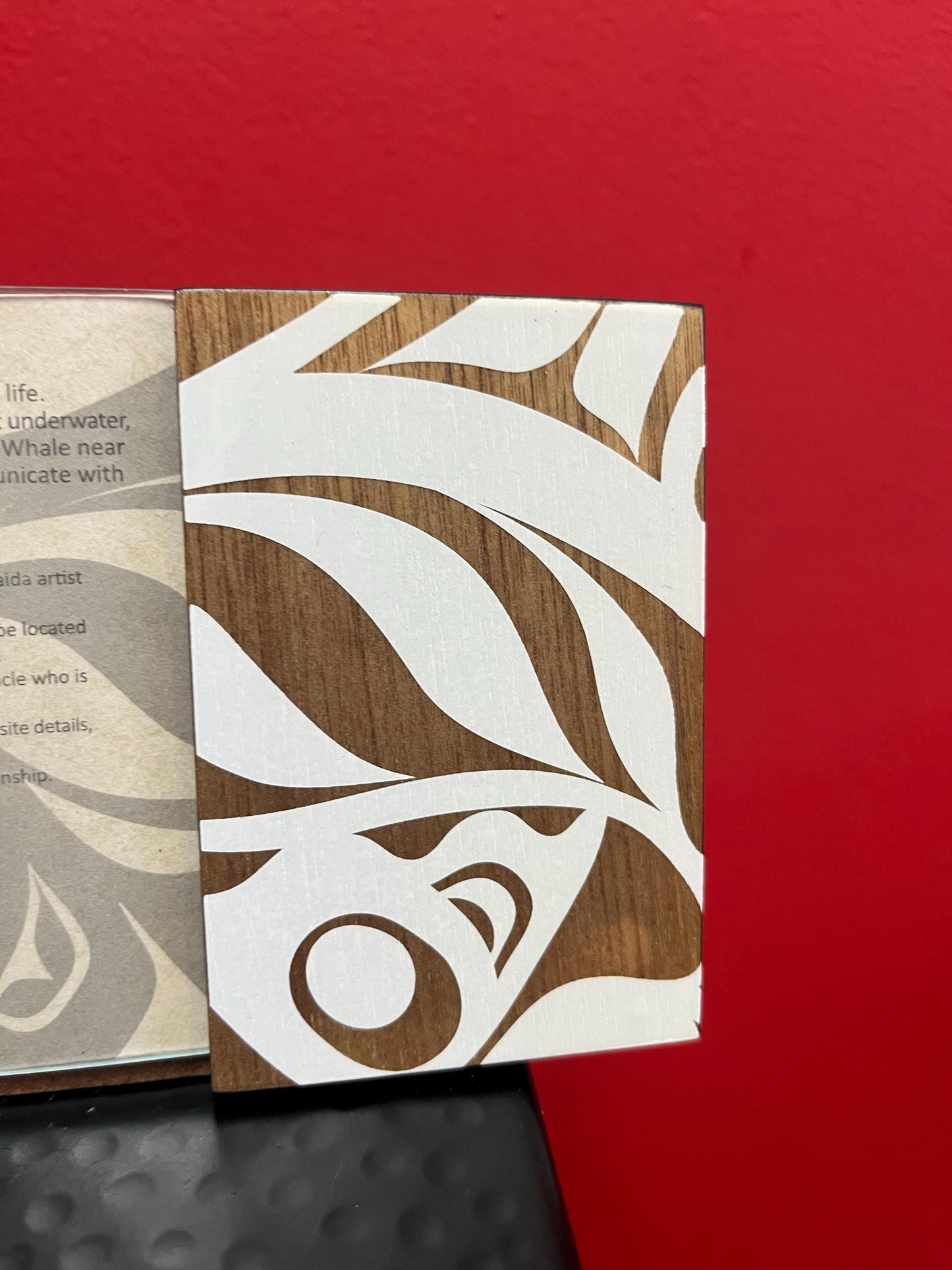 Beautiful 9 x 5 inch indigenous first nations Pacific northwest Coast photo frame fitting 6 x 4 photo -wow  killer whale  - perfect gift