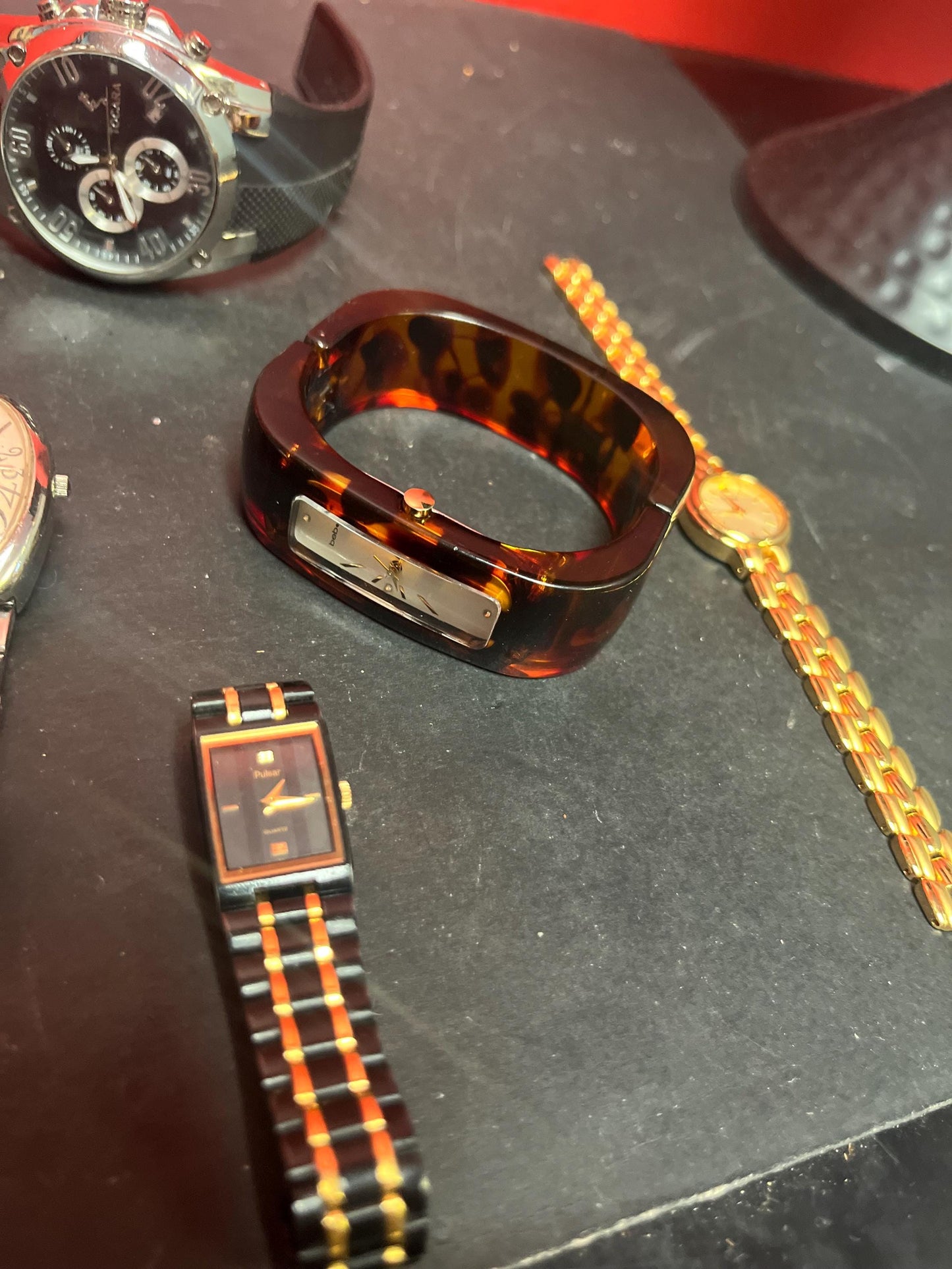 Group of 9 watches    good value as is perfect for tinkering or reselling