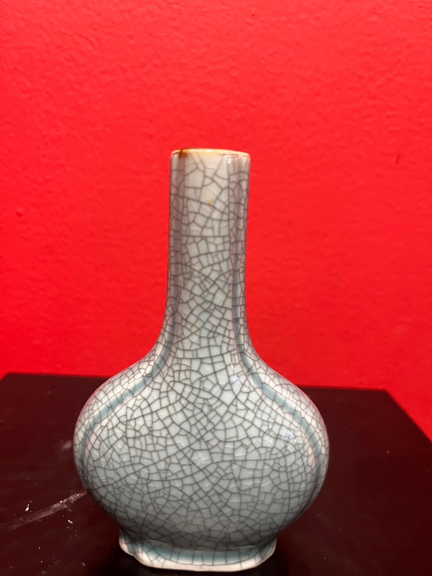 Beautiful antique Chinese 4.25 inch celadon vase with beautiful crackling amazing value