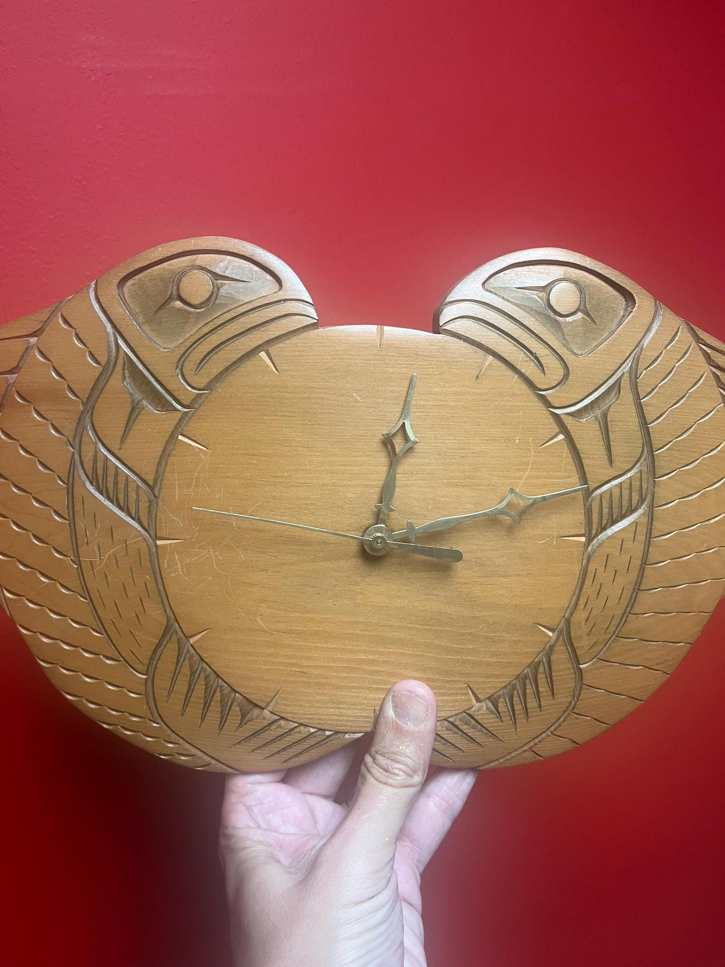 Fabulous unique 15 x 9 inch signed indigenous nations pacific  Northwest Coast salmon clock -  working  great gift