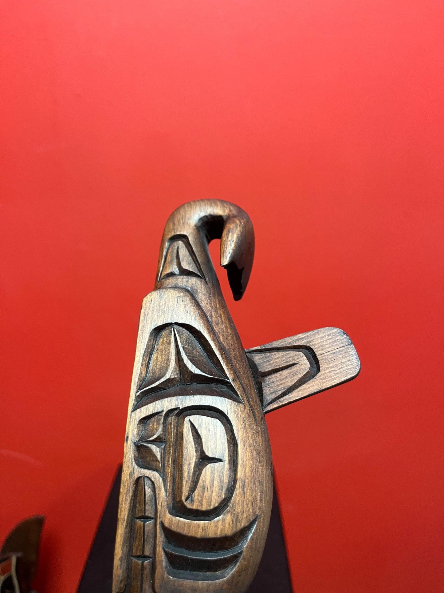 Beautiful 12 inch signed killer whale portable talking stick   indigenous first nations Pacific northwest coast Cedar  wonderful detail