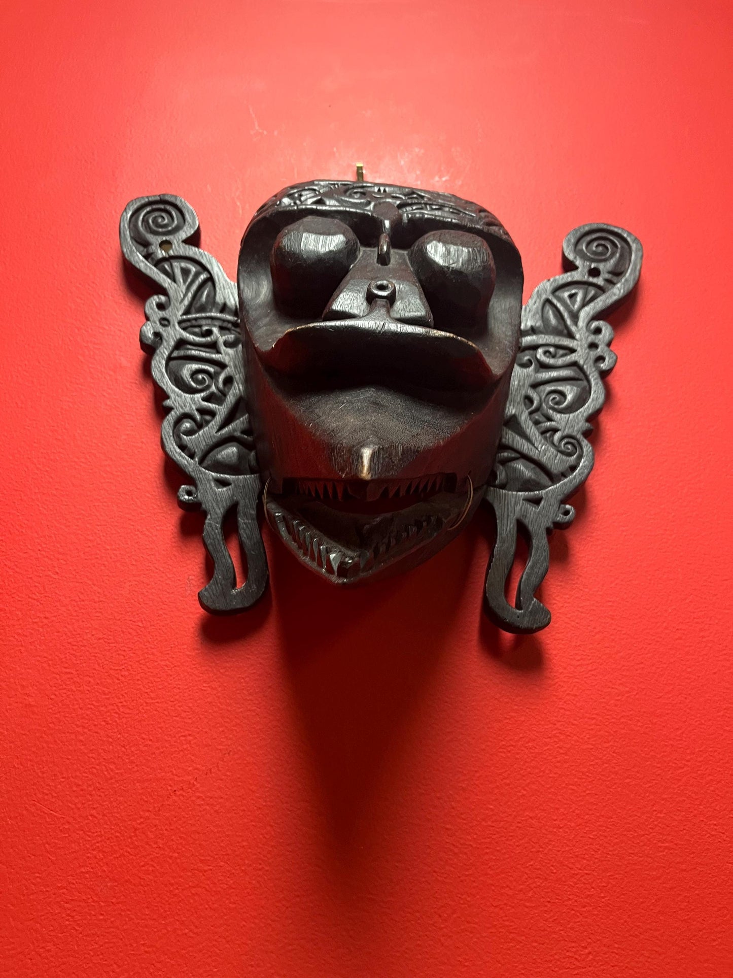 Beautiful vintage Malaysian 17 x 14 wide reticulating mask   great detail and wonderful imagery in good condition