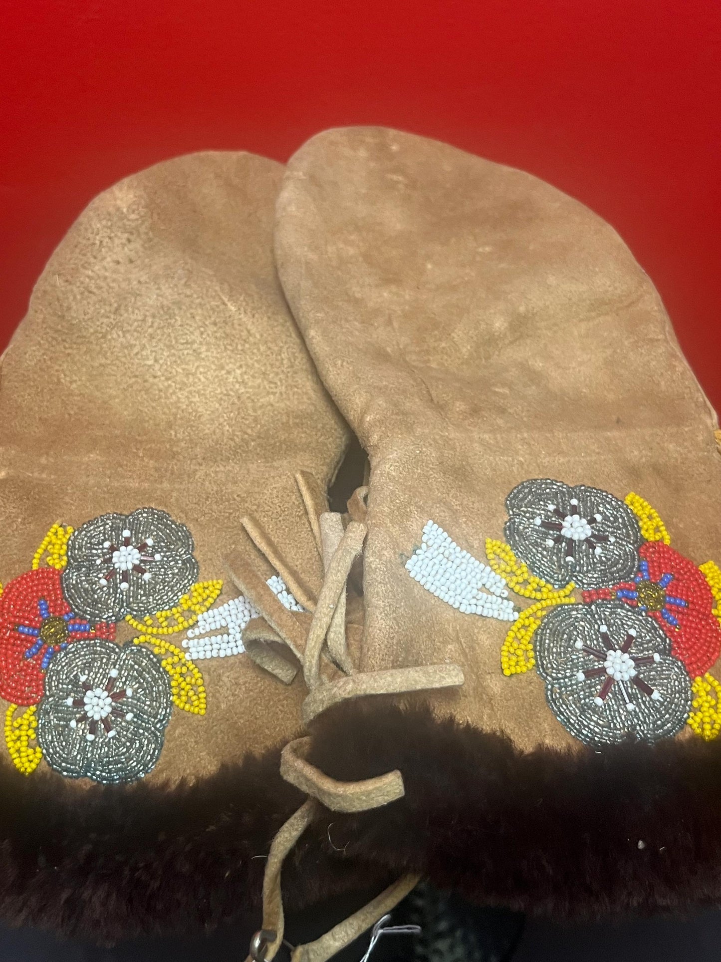 14 x 8 inch indigenous First Nations Pacific Northwest coast beaded gloves  great value