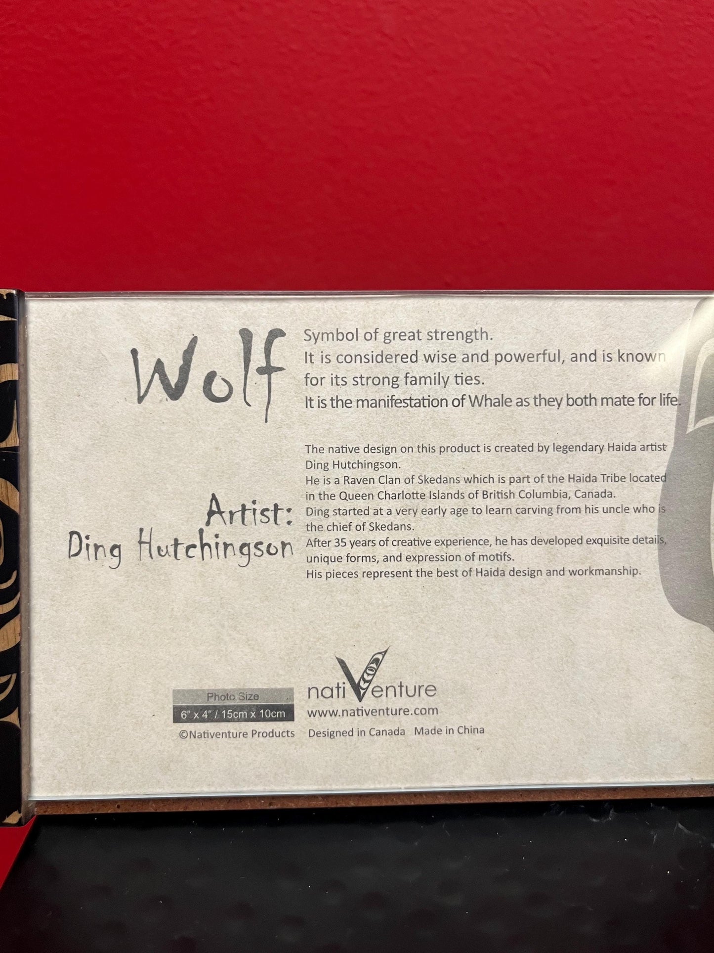 Beautiful 9 x 5 inch indigenous first nations Pacific northwest Coast photo frame fitting 6 x 4 photo -wow  wolf  - perfect gift