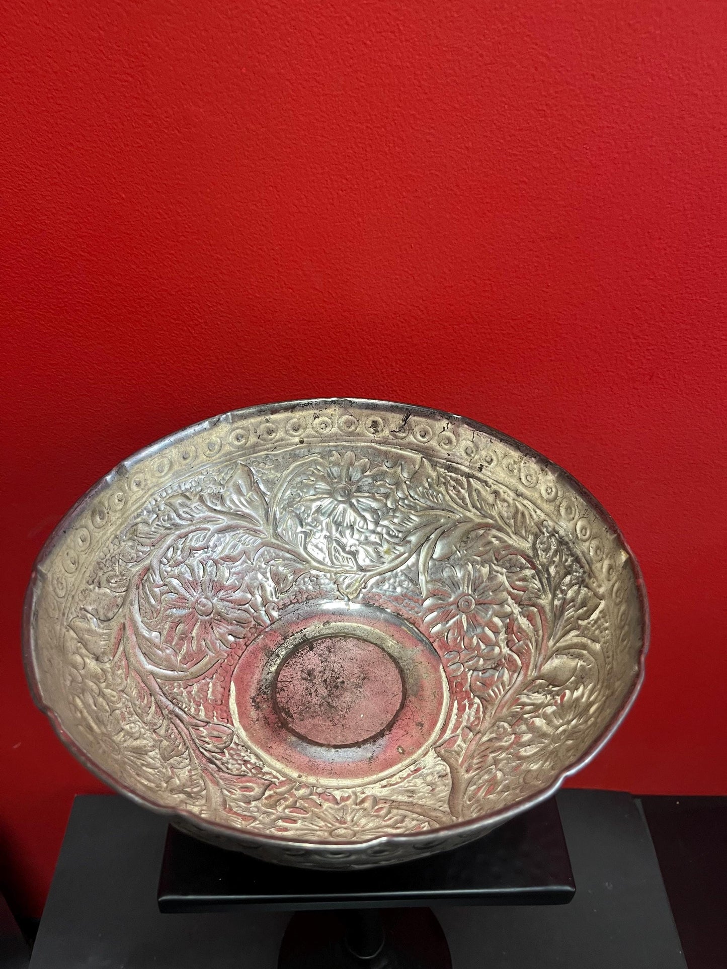 Exceptional 10 x 5 high untested Raj silver punch bowl  excellent imagery and detail  wow  great value