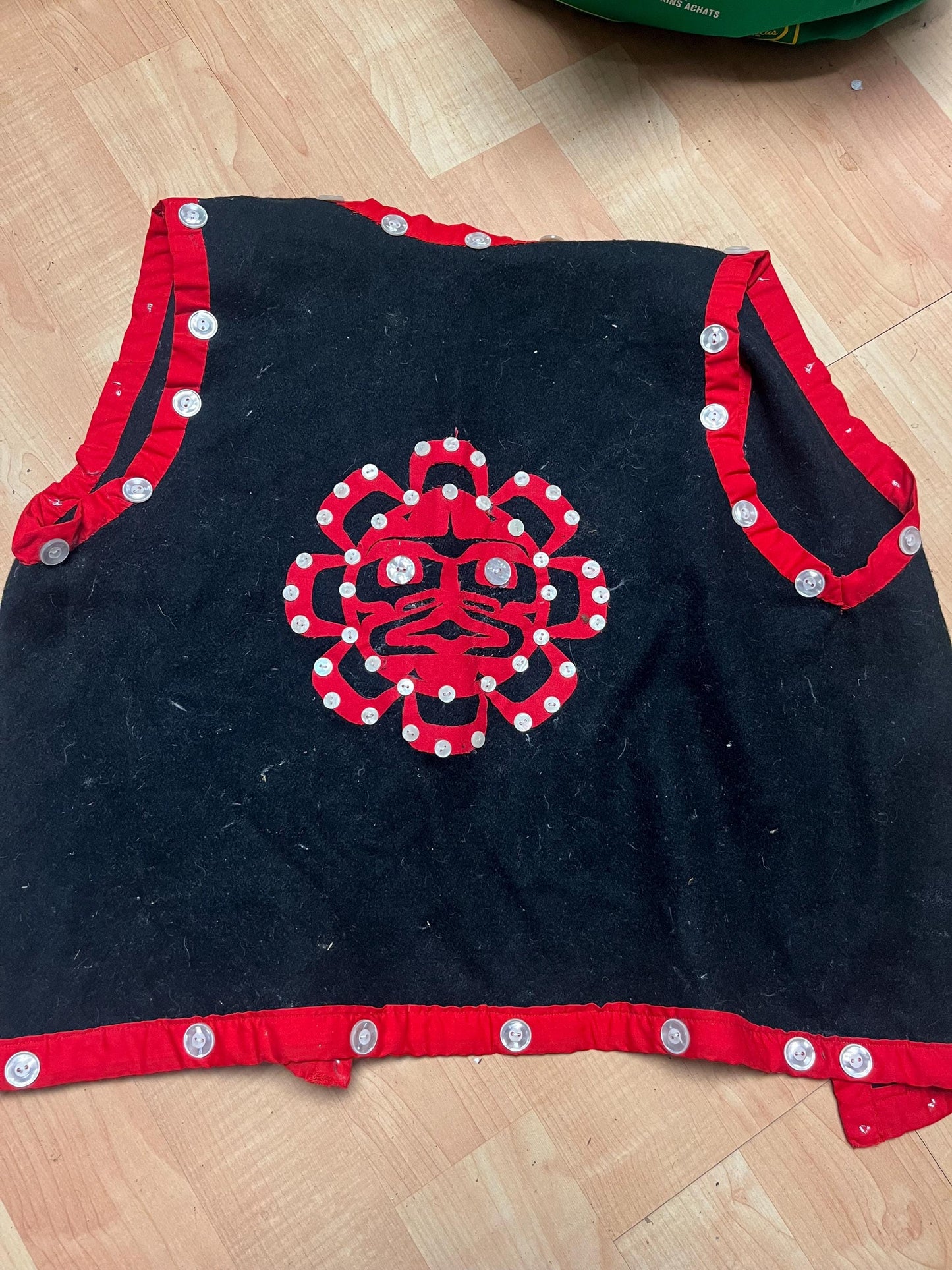 stunning authentic vintage indigenous first nations HAIDA button blanket vest  25 inches long and 17 inches wide  needs a cleaning - wow