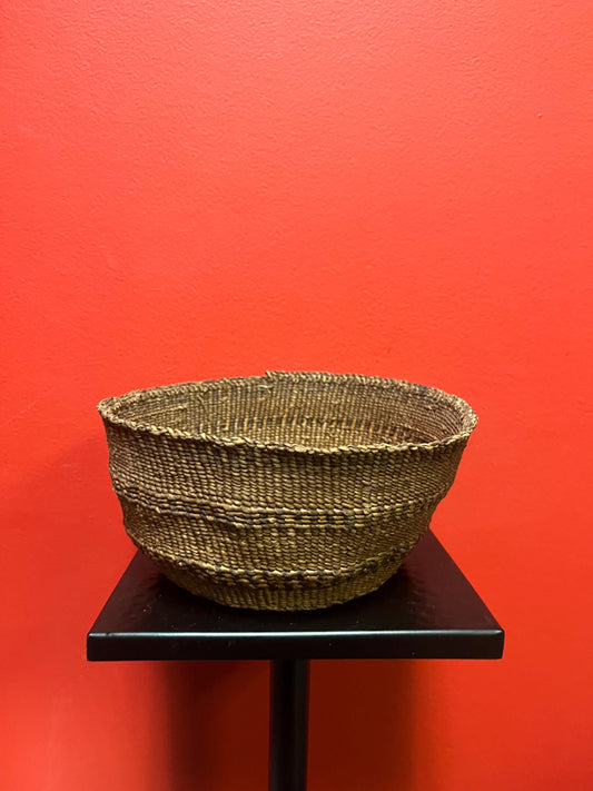 8 x 4 inch North American Indigenous basket   antique in good condition