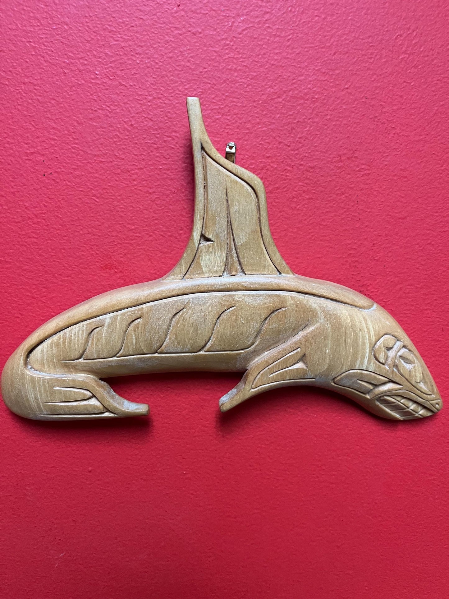 11 x 7 high signed indigenous first nations specific northwest Coast killer whale plaque in yellow cedar   great detail ready to hang