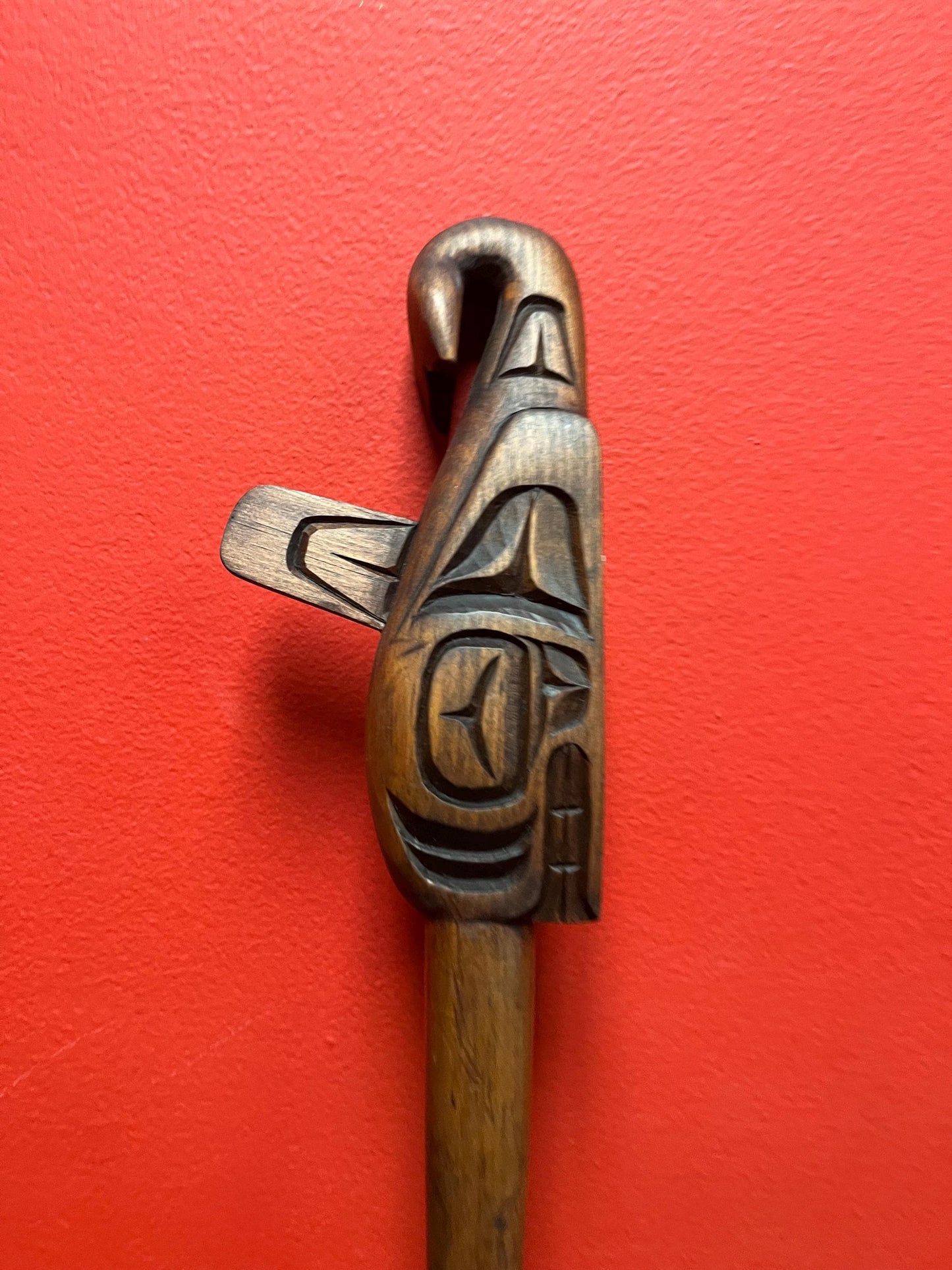 Beautiful 12 inch signed killer whale portable talking stick   indigenous first nations Pacific northwest coast Cedar  wonderful detail