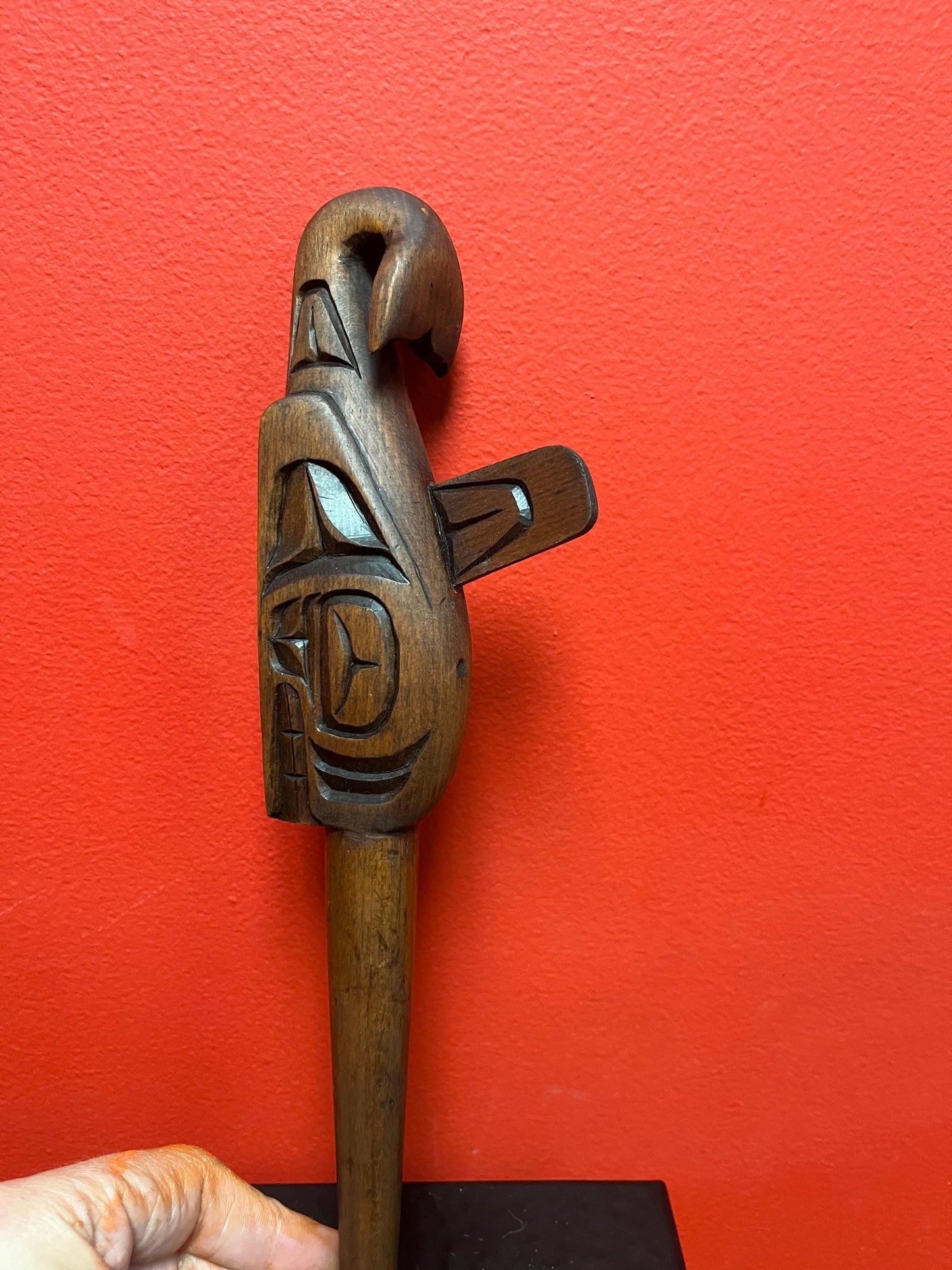 Beautiful 12 inch signed killer whale portable talking stick   indigenous first nations Pacific northwest coast Cedar  wonderful detail