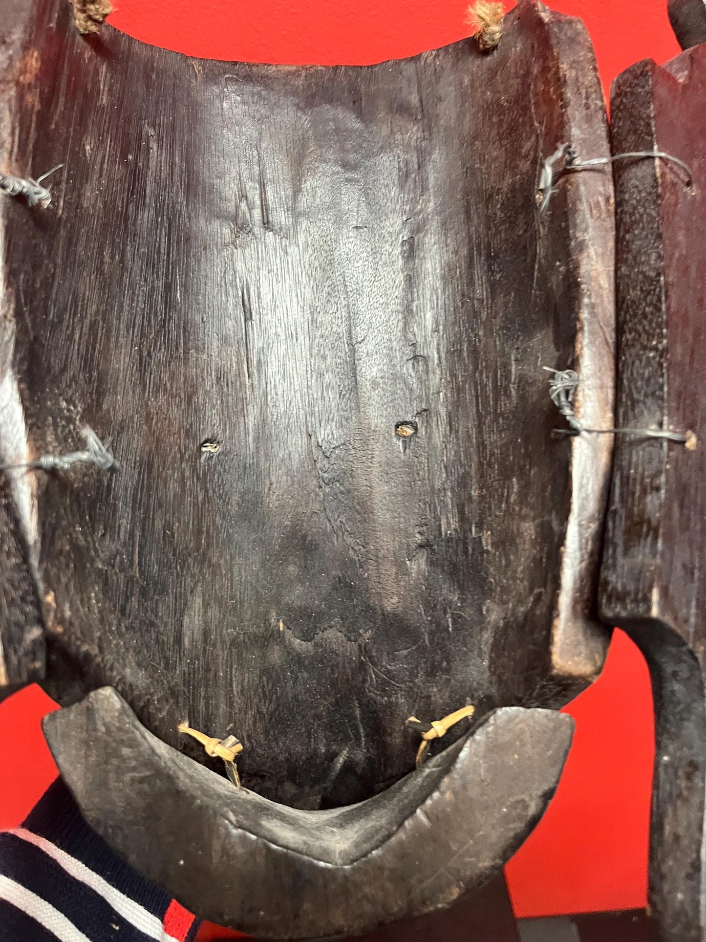 Beautiful vintage Malaysian 17 x 14 wide reticulating mask   great detail and wonderful imagery in good condition