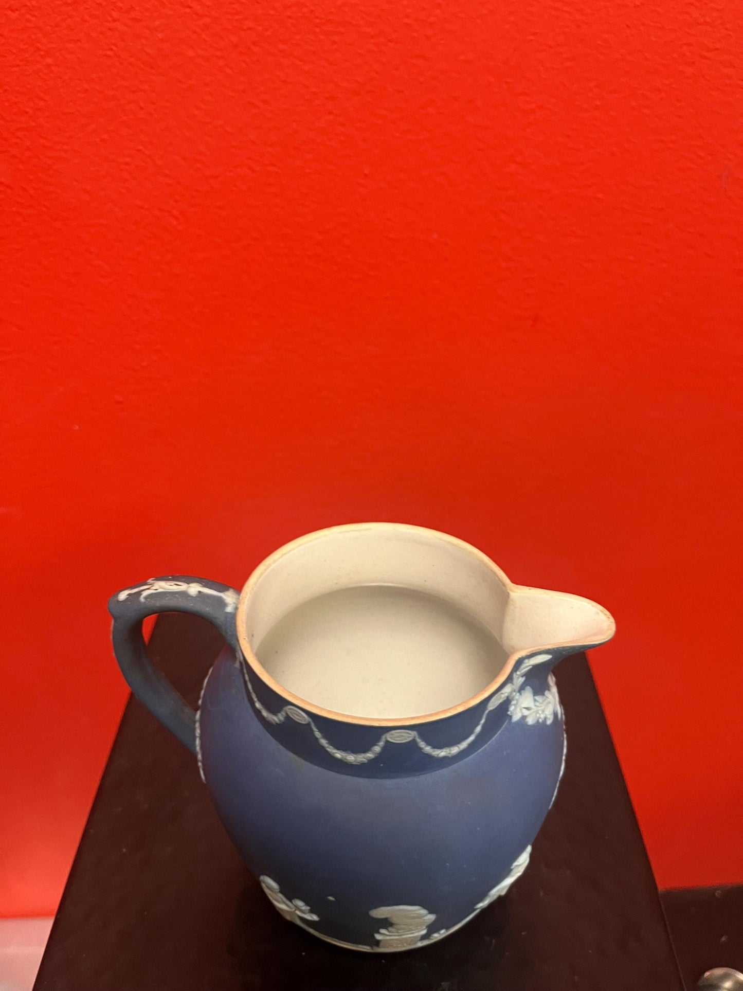 Lovely English and 4 1/2 inch tall Wedgewood jug  -  good condition  great value