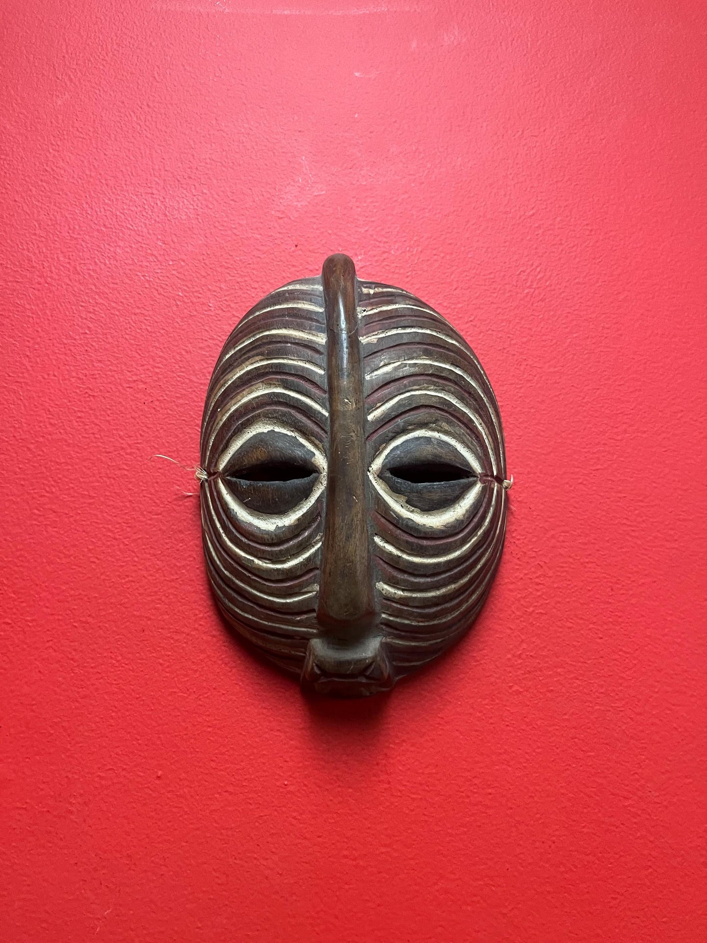8 x 7 fabulous 1950s African Tanzanian artefact mask  Great condition and wonderful patina  From important collection -wow