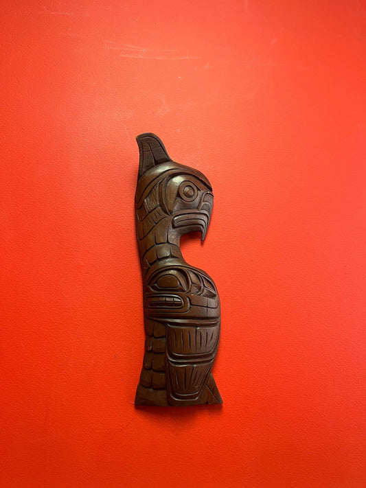 Absolutely beautiful 18 x 5“ wide indigenous first nations Pacific northwest Coast unsigned plaque of an eagle killer whale transformation