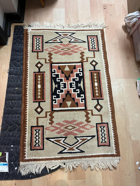 Lovely 37 x 21 vintage Navajo wool rug in almost perfect condition - great colours and imagery