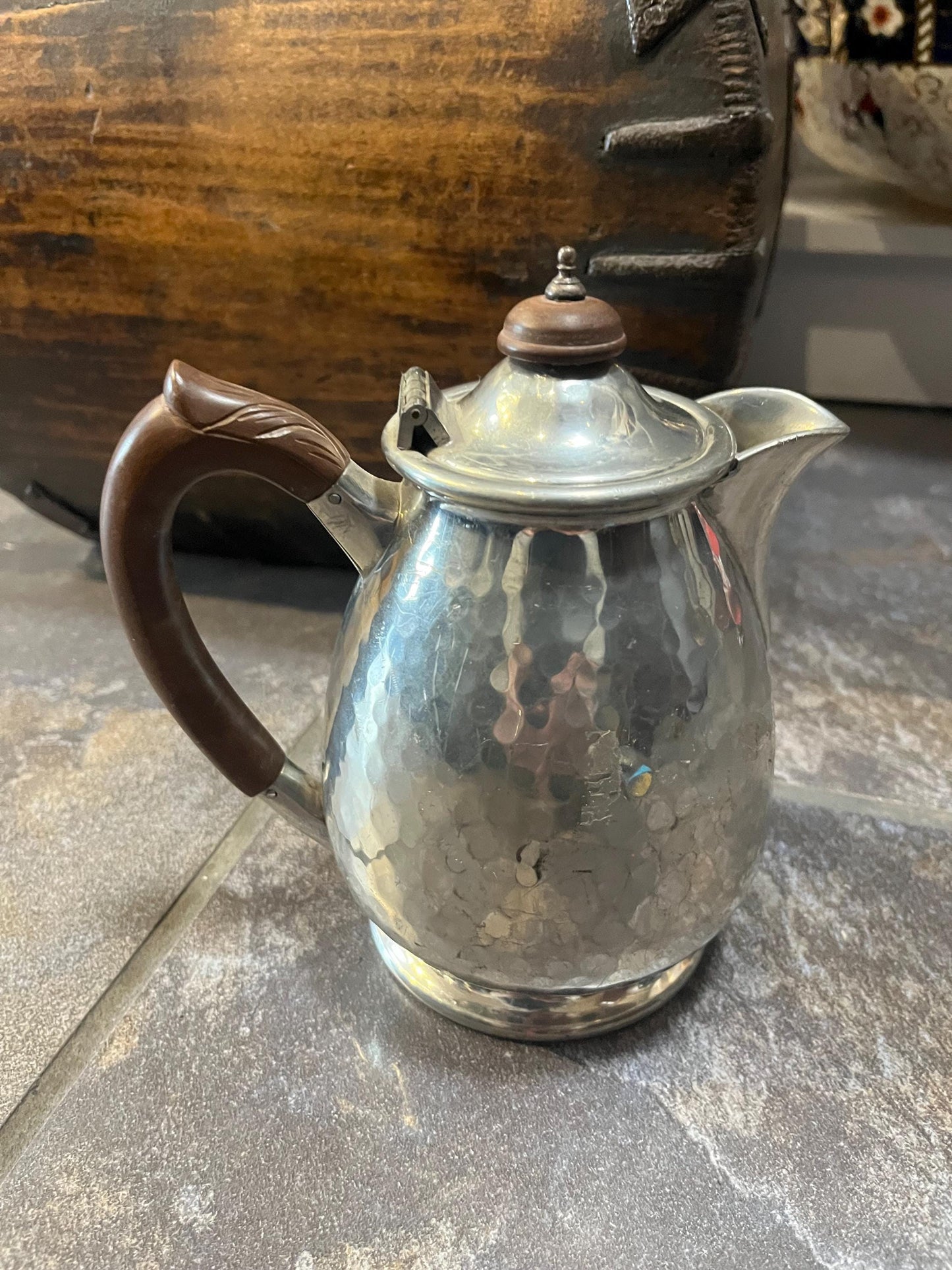 Beautiful signed English hammer pewter hot water jug  good value - 8 inches tall