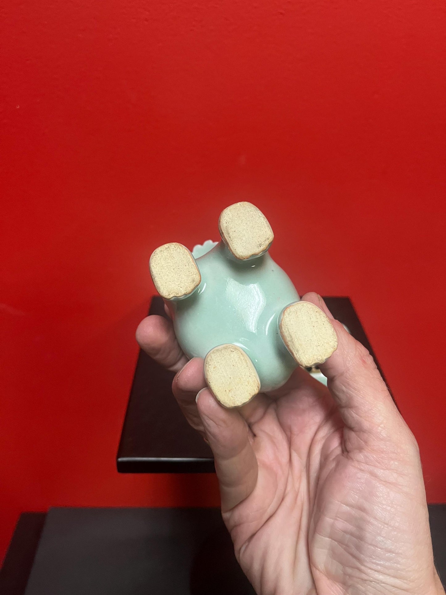 Lovely 4 inch high Chinese celadon foo dog box  - perfect condition cool small Chinese porcelain piece