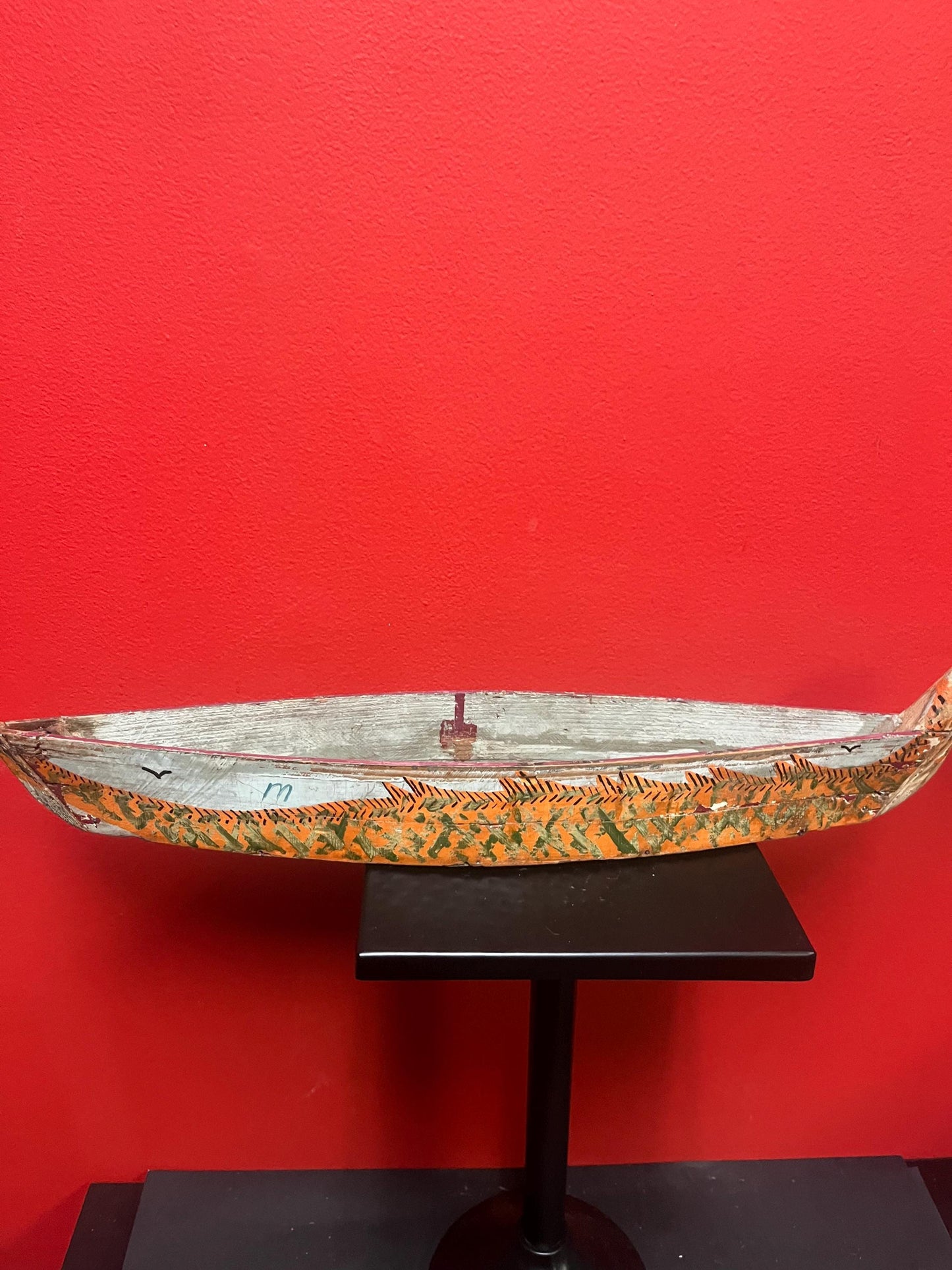 Antique 19th century Nations Pacific Northwest-coast 20  inch long model canoe- wonderful patina  not perfect condition so see photos