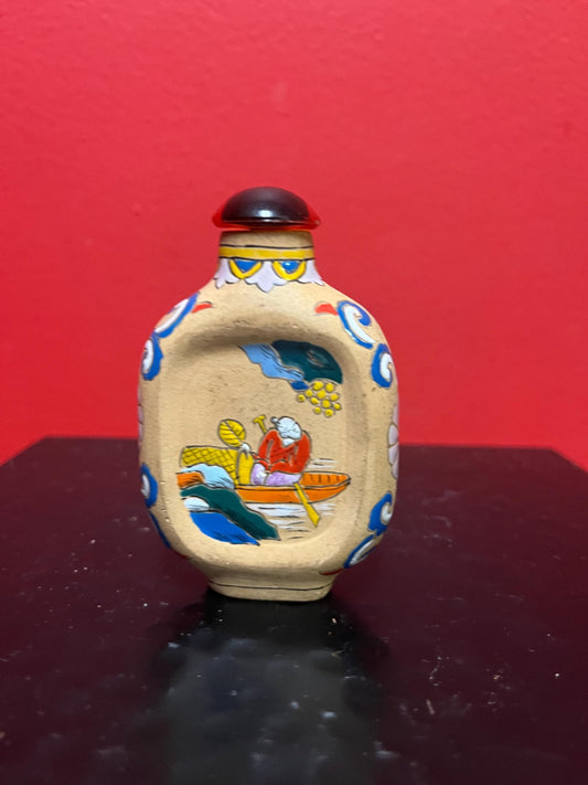 Chinese antique Clay handpainted  snuff bottle  with stopper