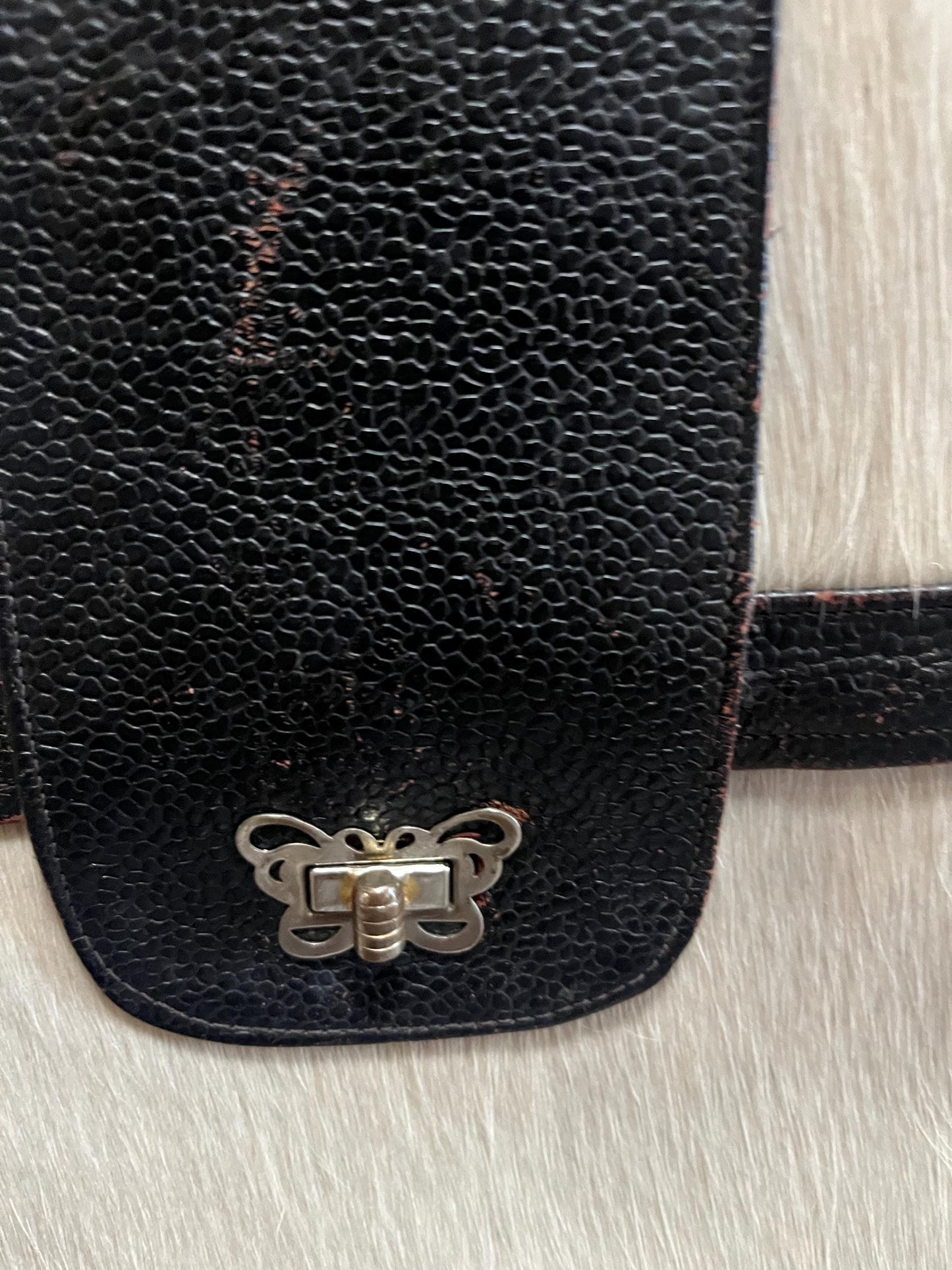 17 x 12 x 3 thick fabulous vintage cowhide and leather handbag with butterfly latch  great condition for age  great to use or gift  wow