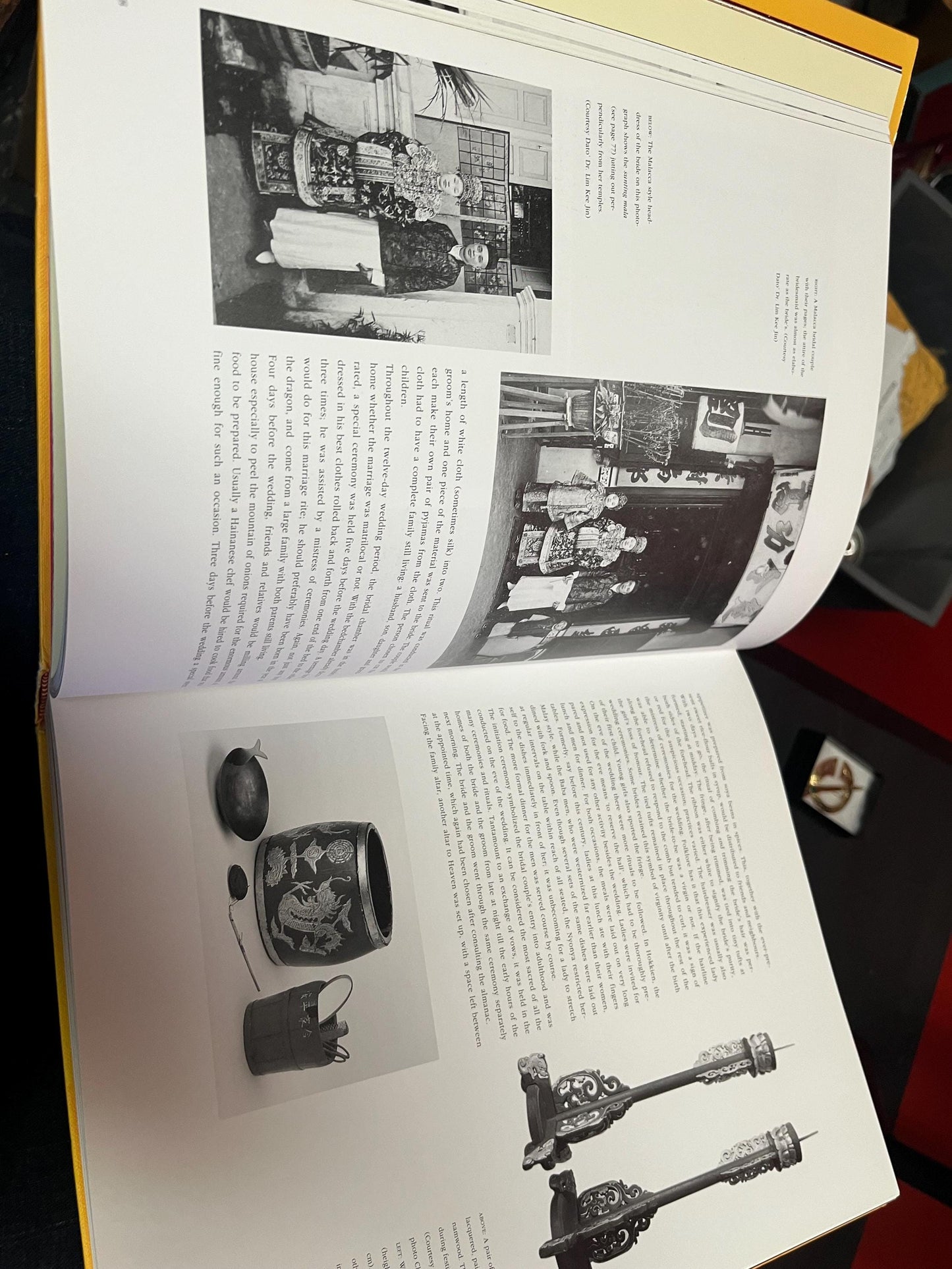 wonderful copy of the straits Chinese cultural history book 288 pages  very nice condition and a good gift