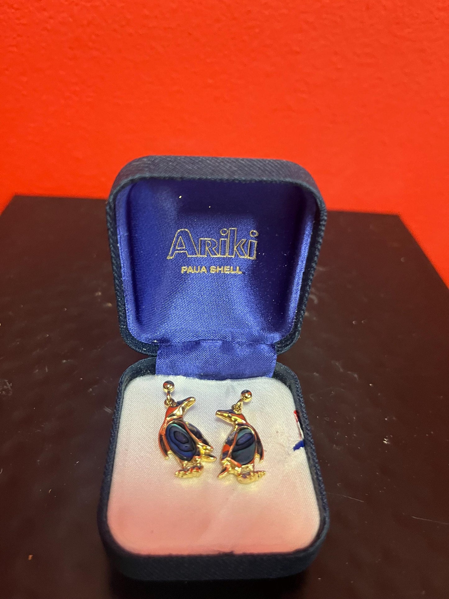 Very cool penguin earrings in original box   great gift