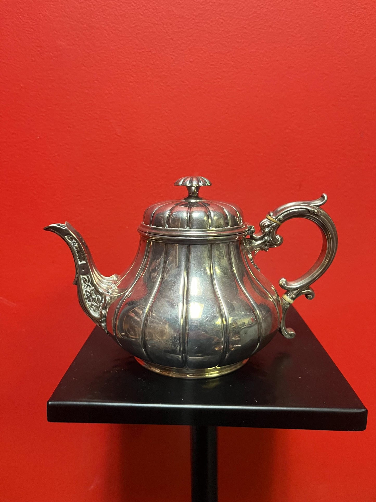 Lovely good quality well hallmarked silver plated teapot  English beauty and perfect to use or gift  handle little loose  value priced