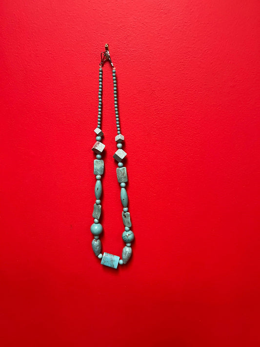 33 inch approx turquoise necklace  good quality and wonderful look  great gift