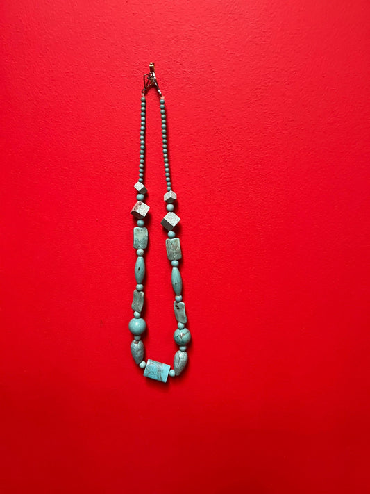 33 inch approx turquoise necklace  good quality and wonderful look  great gift