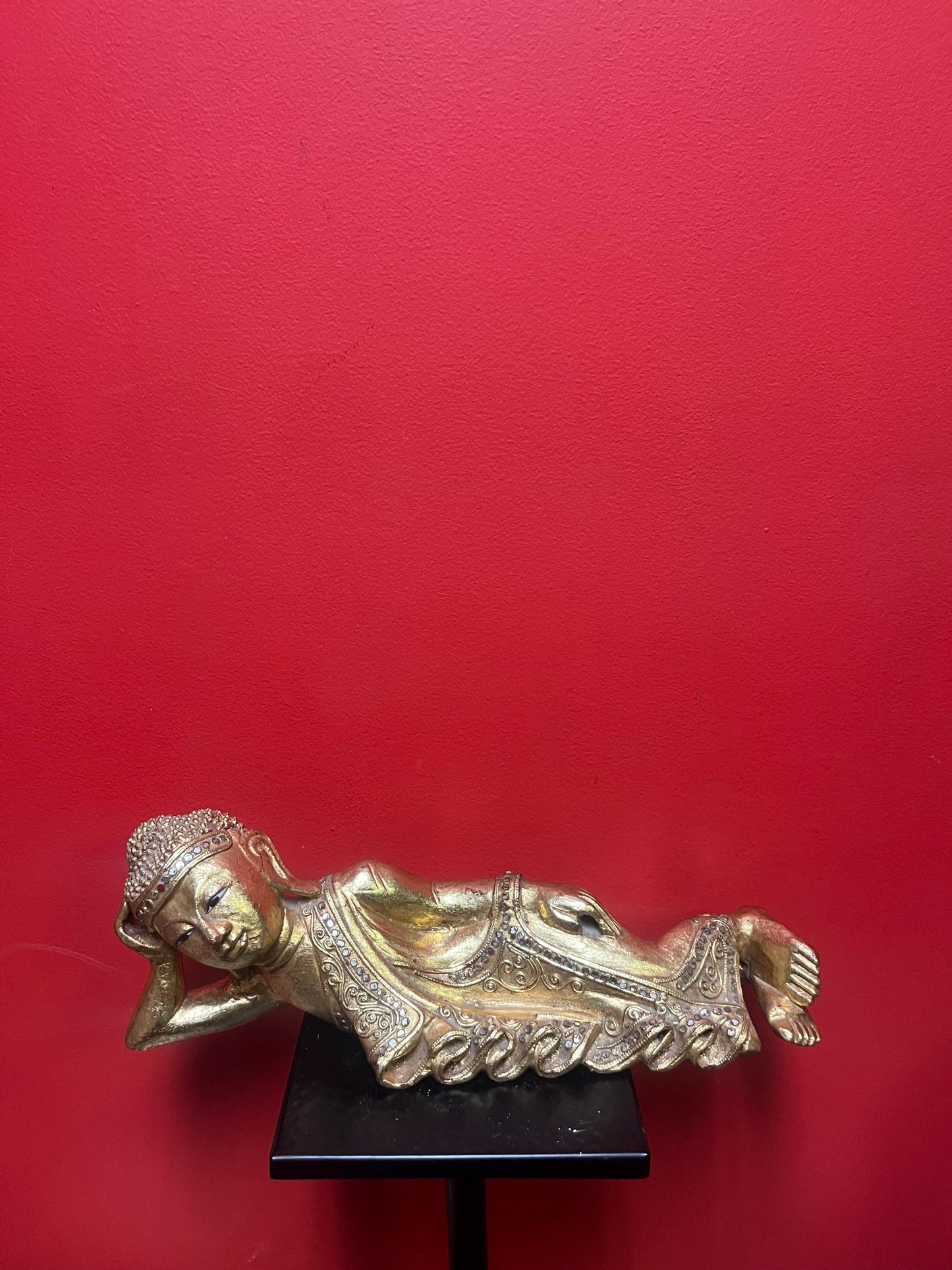 Incredible Asian 16 x 4 x 6 high wood  and gilded reclining Buddha  old piece  great condition  statement piece great value