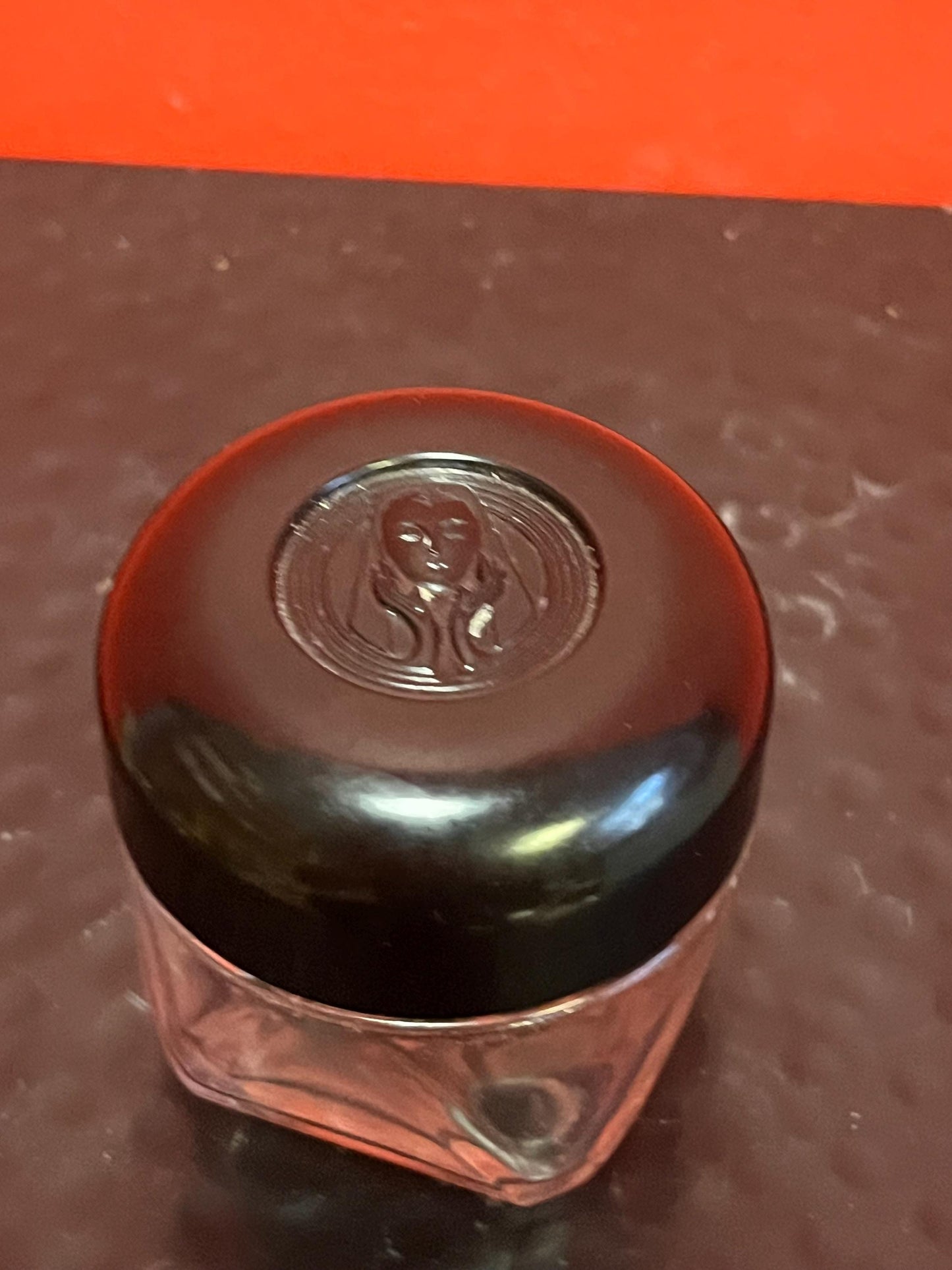 Nice little 2 inch Bakelite topped  art deco pot. - vintage and great gift