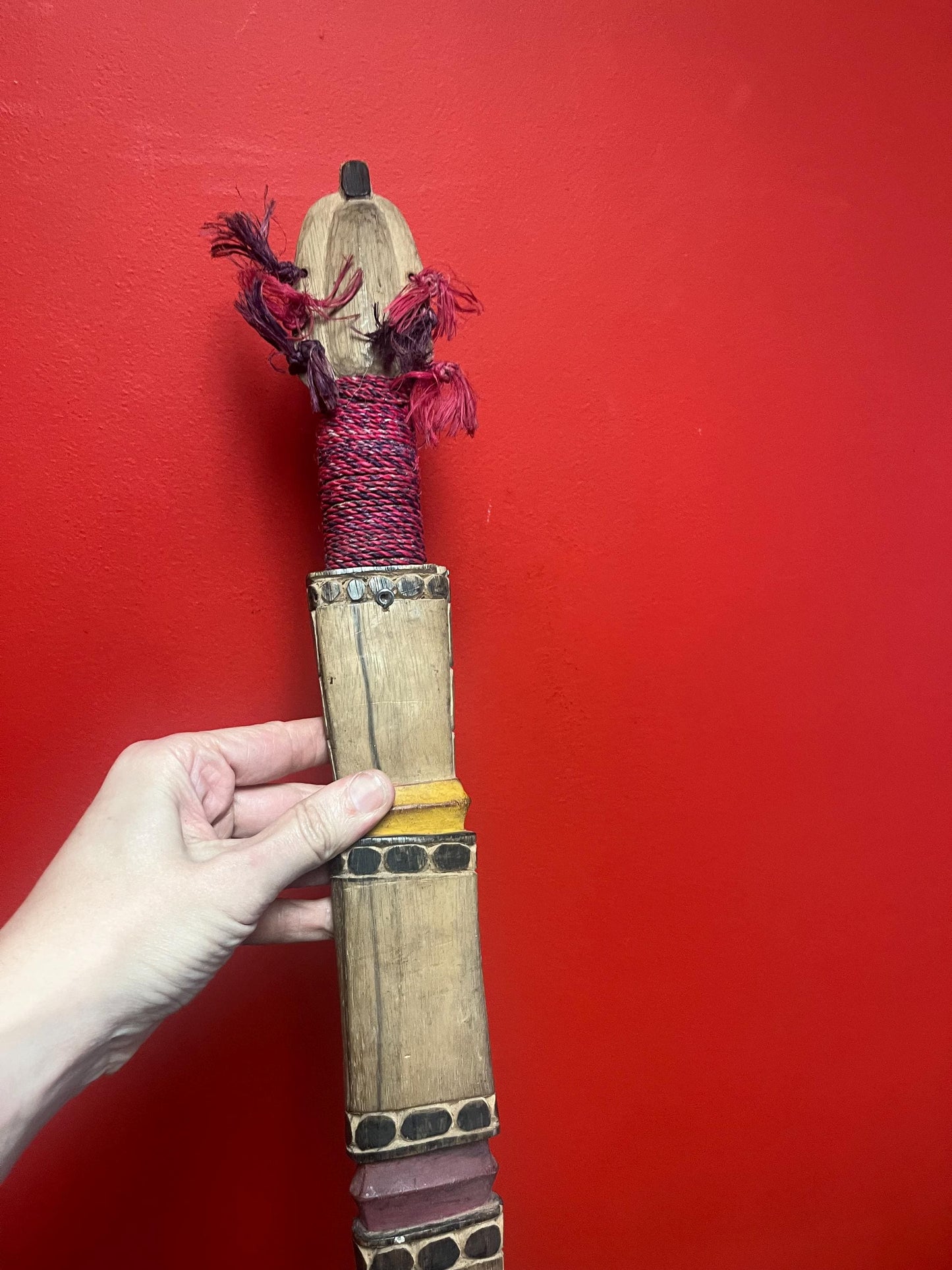 Beautiful antique oceanic tribal wall hanging- great condition for age and 32 x 3 wide  superior piece of art  tribal beauty