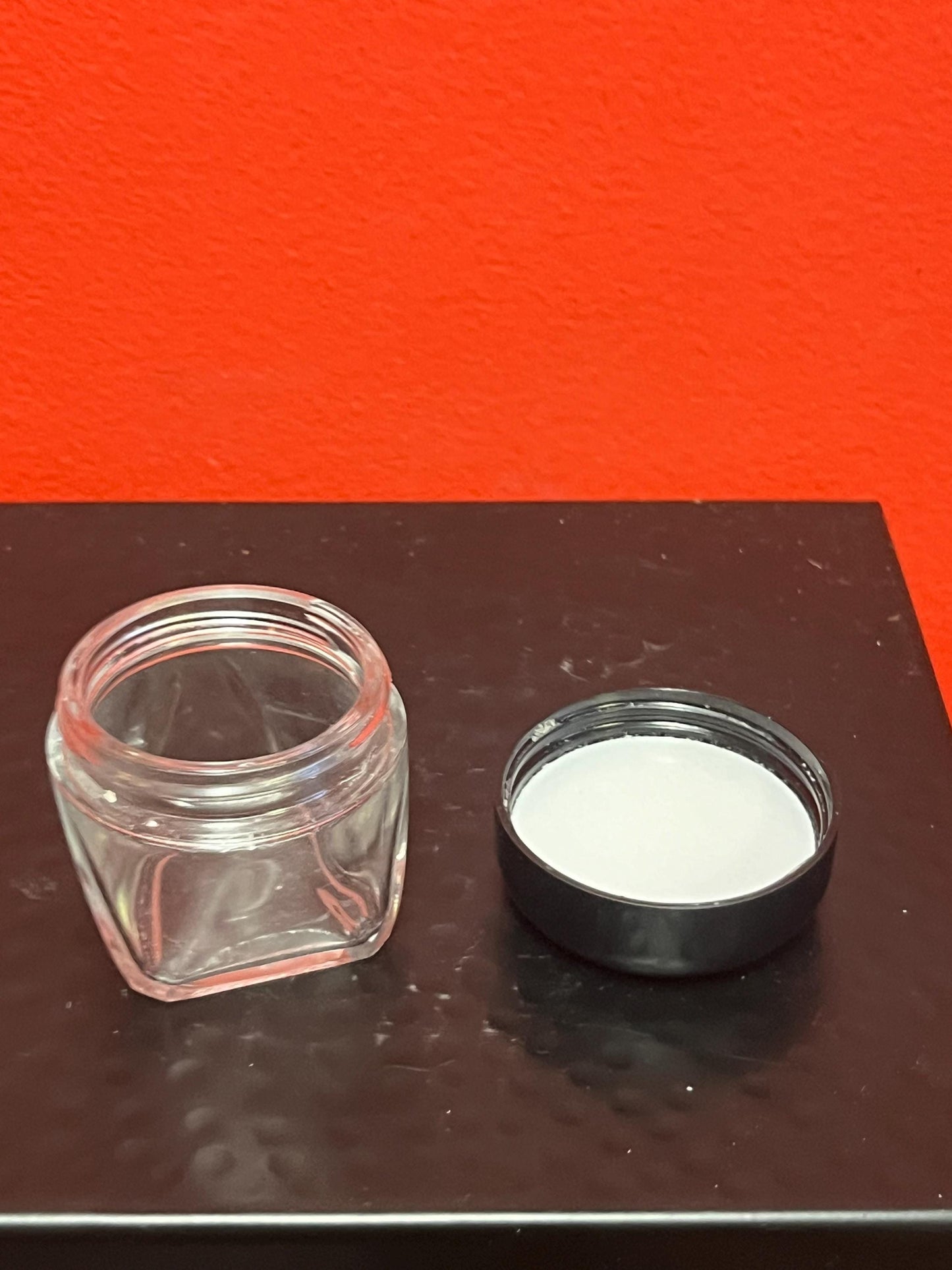 Nice little 2 inch Bakelite topped  art deco pot. - vintage and great gift