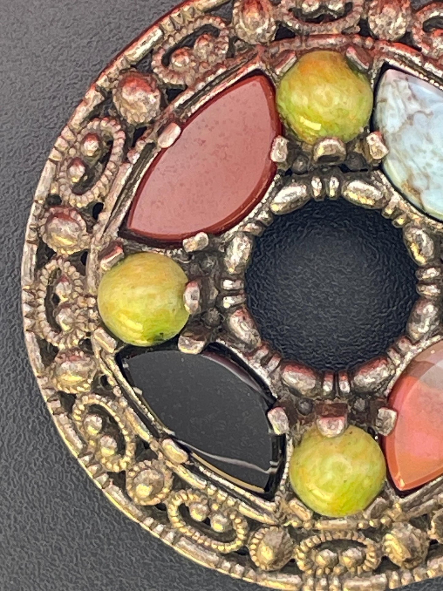 Lovely 2 inch Celtic-style silver brooch