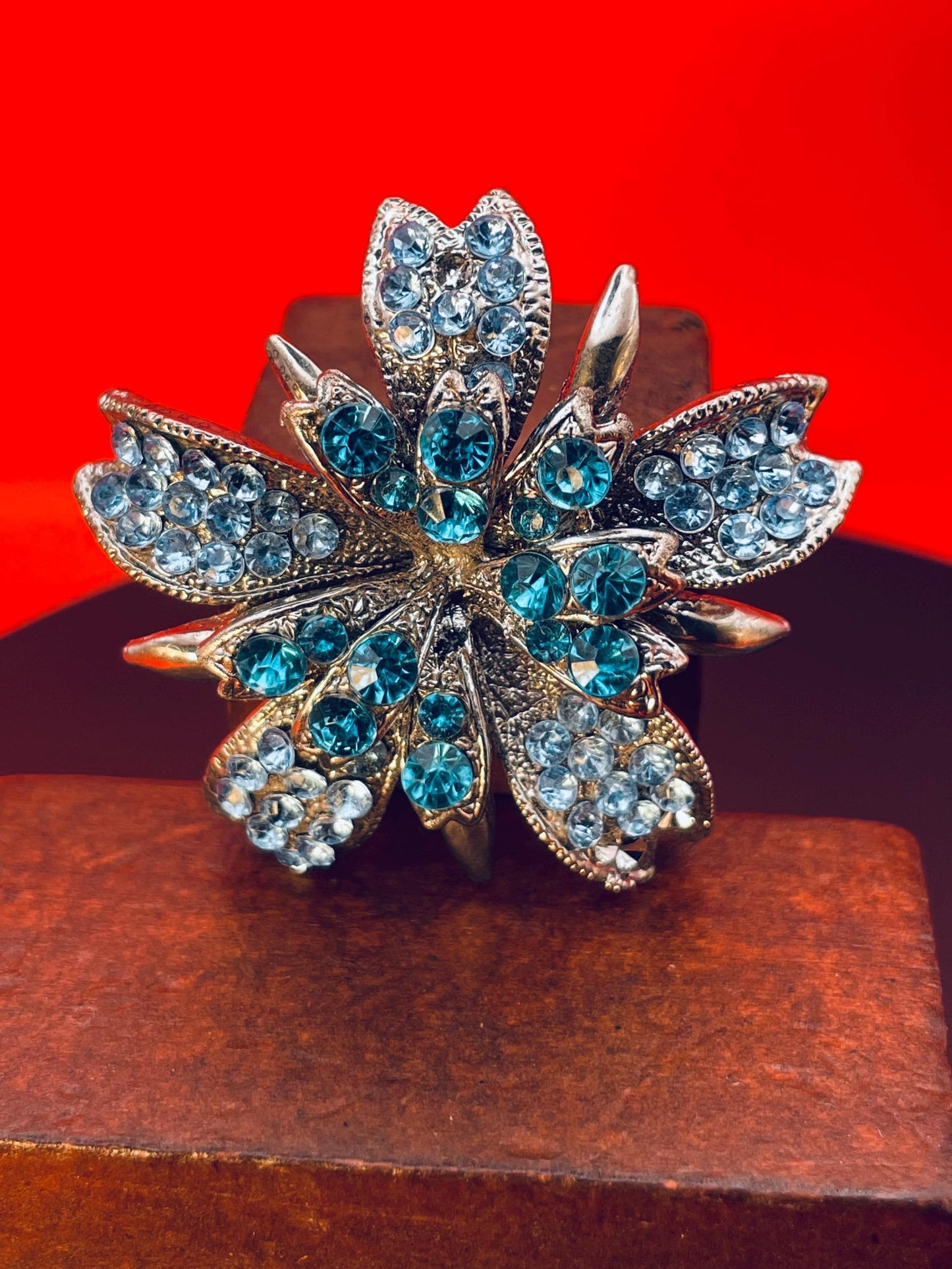 Dazzling lot of Rhinestone Jewelry