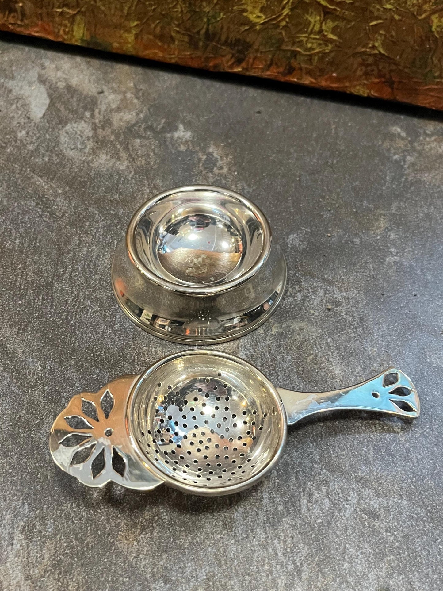 lovely 6 inch silver plate tea strainer  great condition  perfect gift