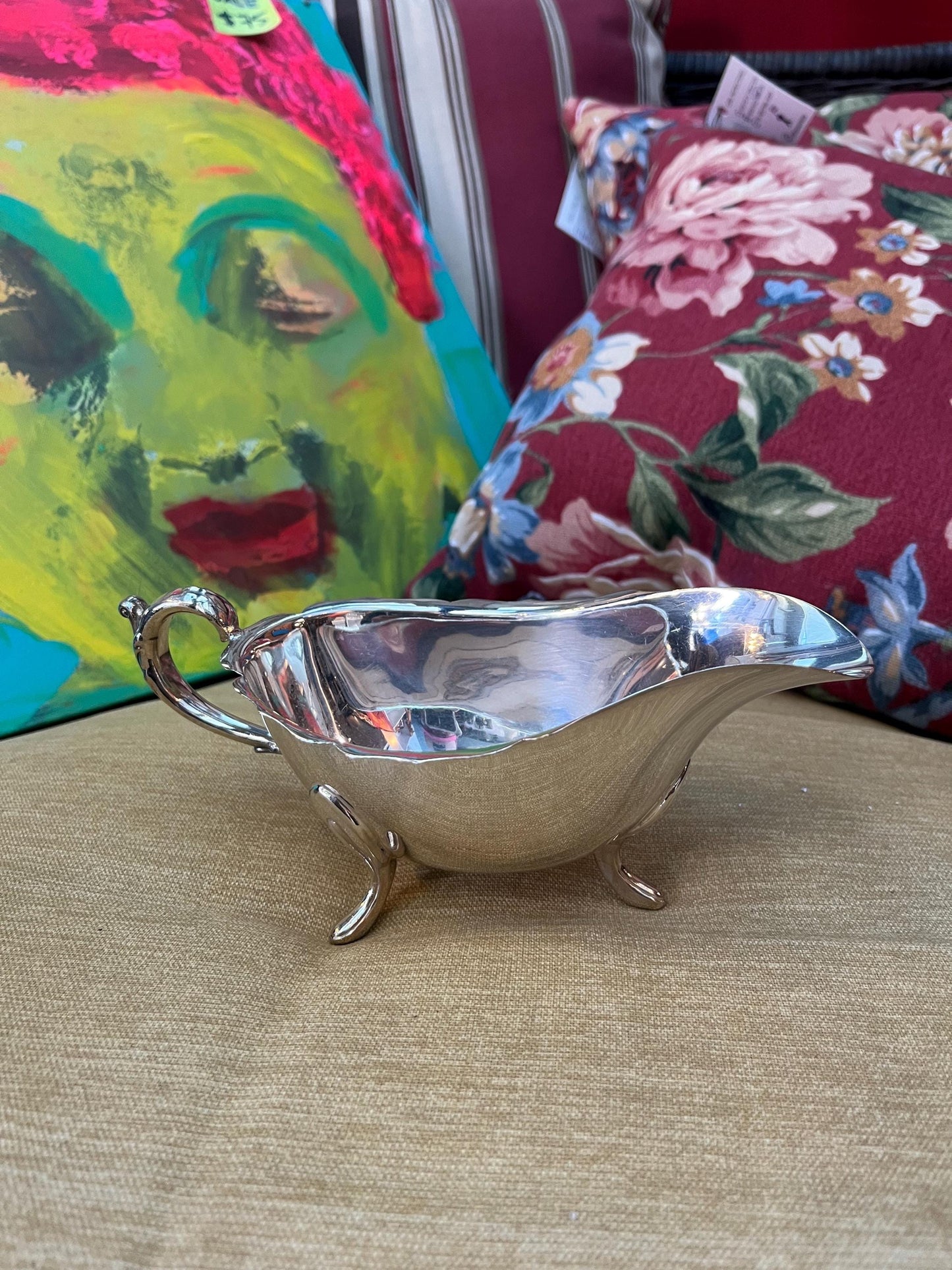 Beautiful 8 x 3 high antique English silver plated gravy boat -  polished and ready to gift or use - great value
