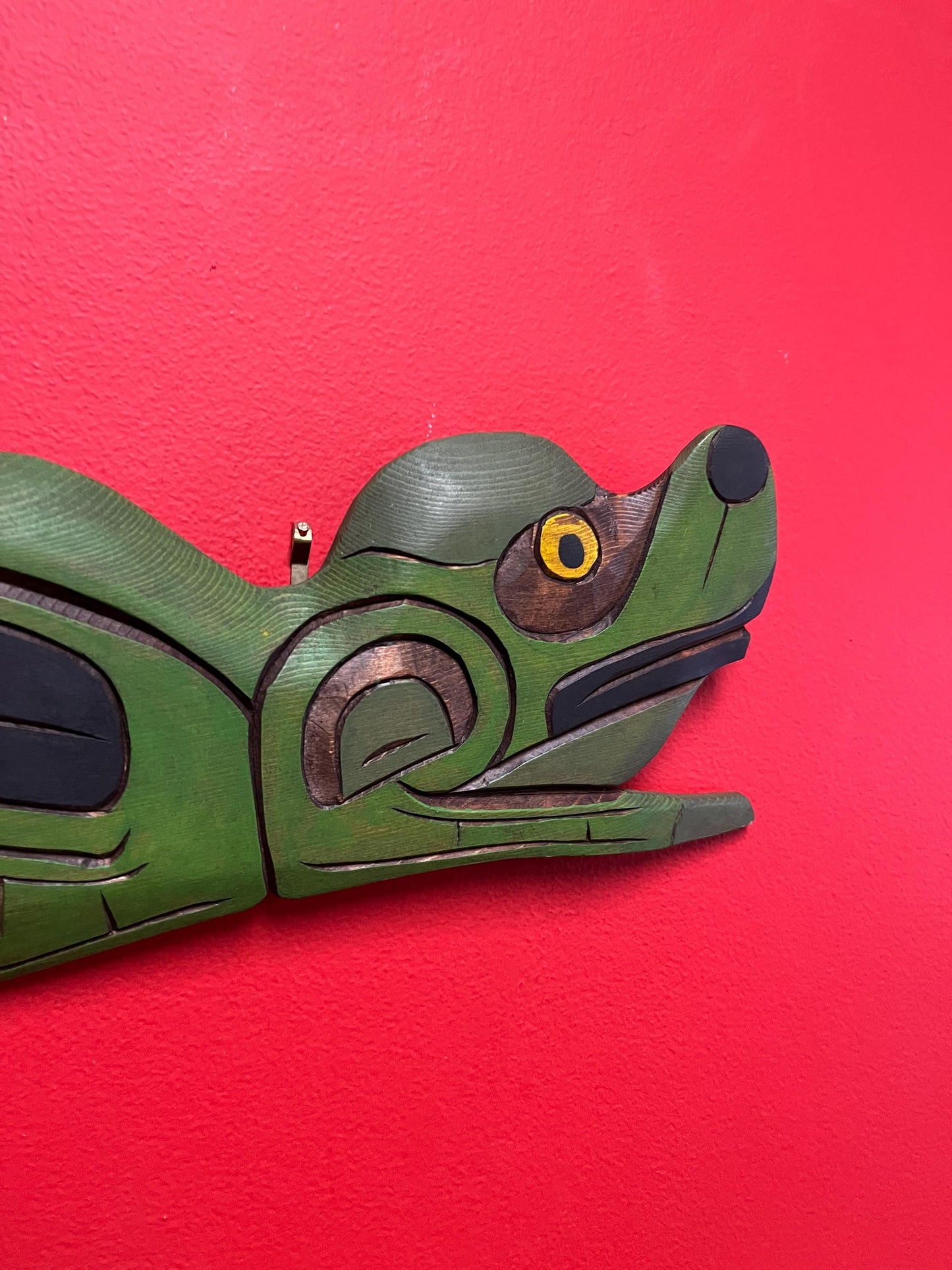 Beautiful indigenous first nation Pacific Northwest Coast 12 x 6 cedar  frog plaque  signed  frog  wow