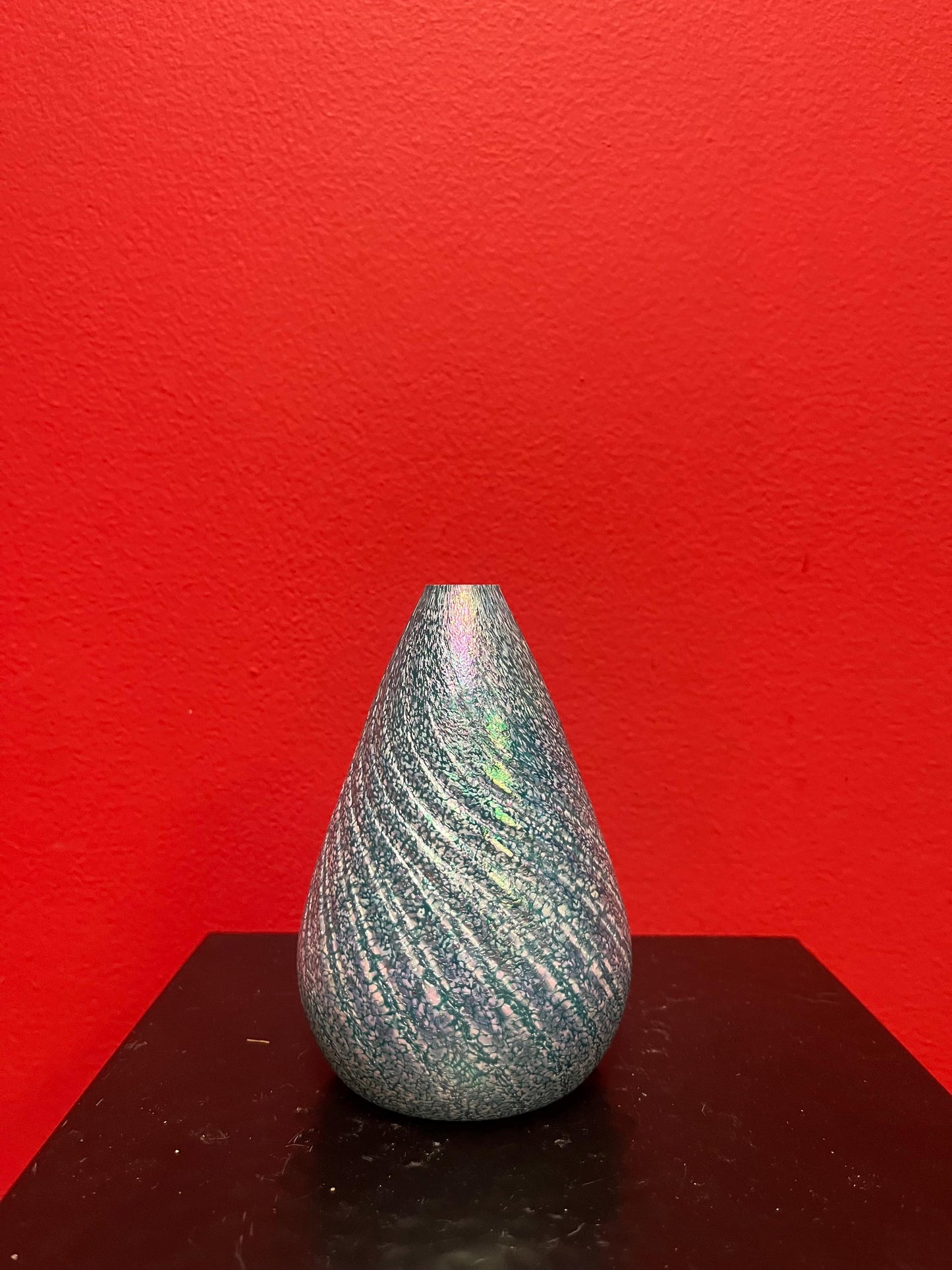 Beautiful 5 inch tall and signed Vancouver Island Robert held vase  stunning iridescent colour  great value