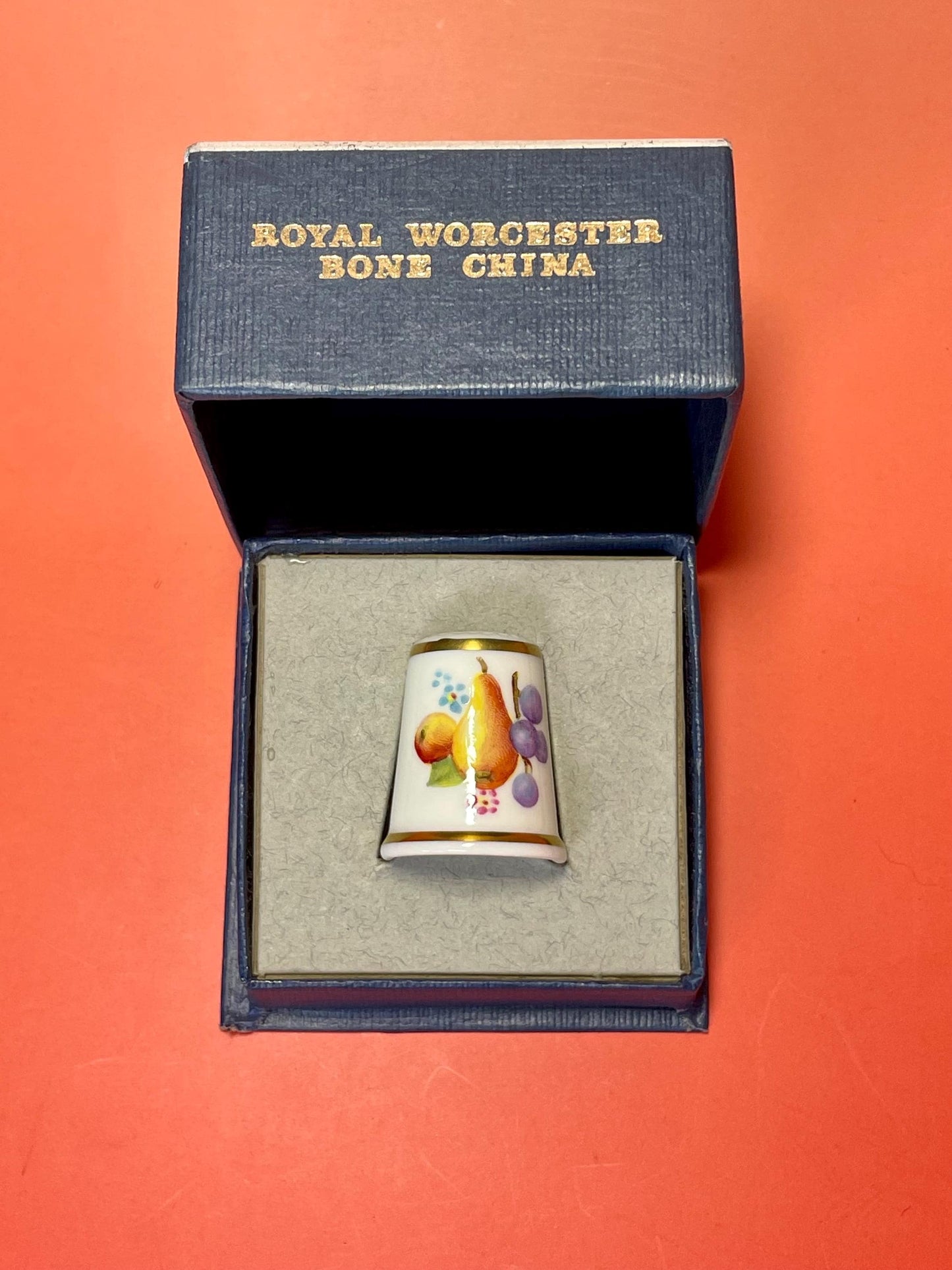 Royal Worcester Fine Bone China Thimble Signed by artist